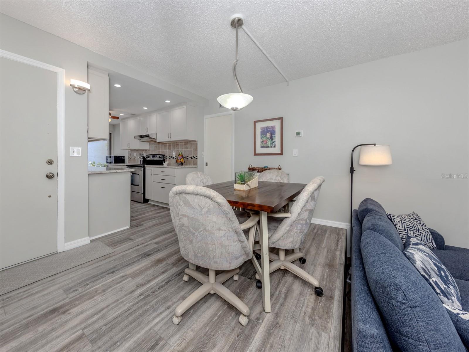 BAHIA VISTA GULF - Residential