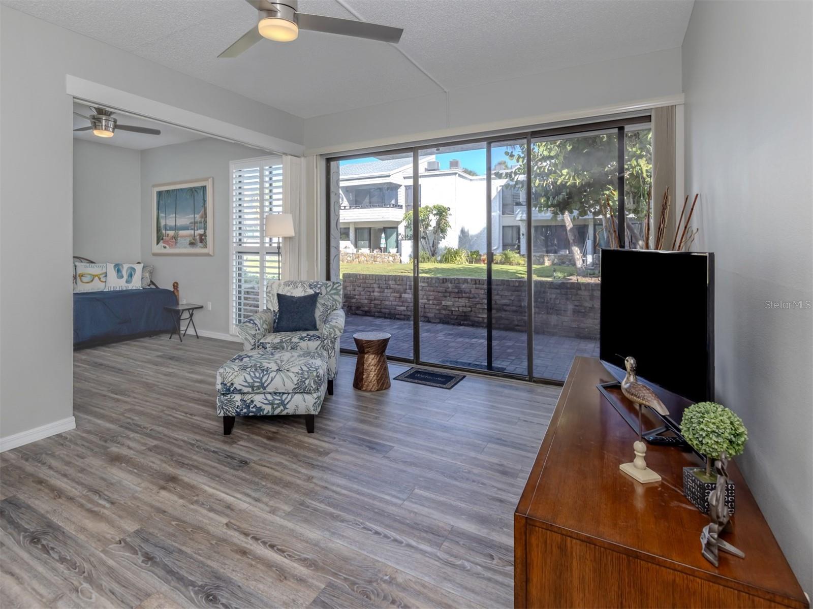 BAHIA VISTA GULF - Residential