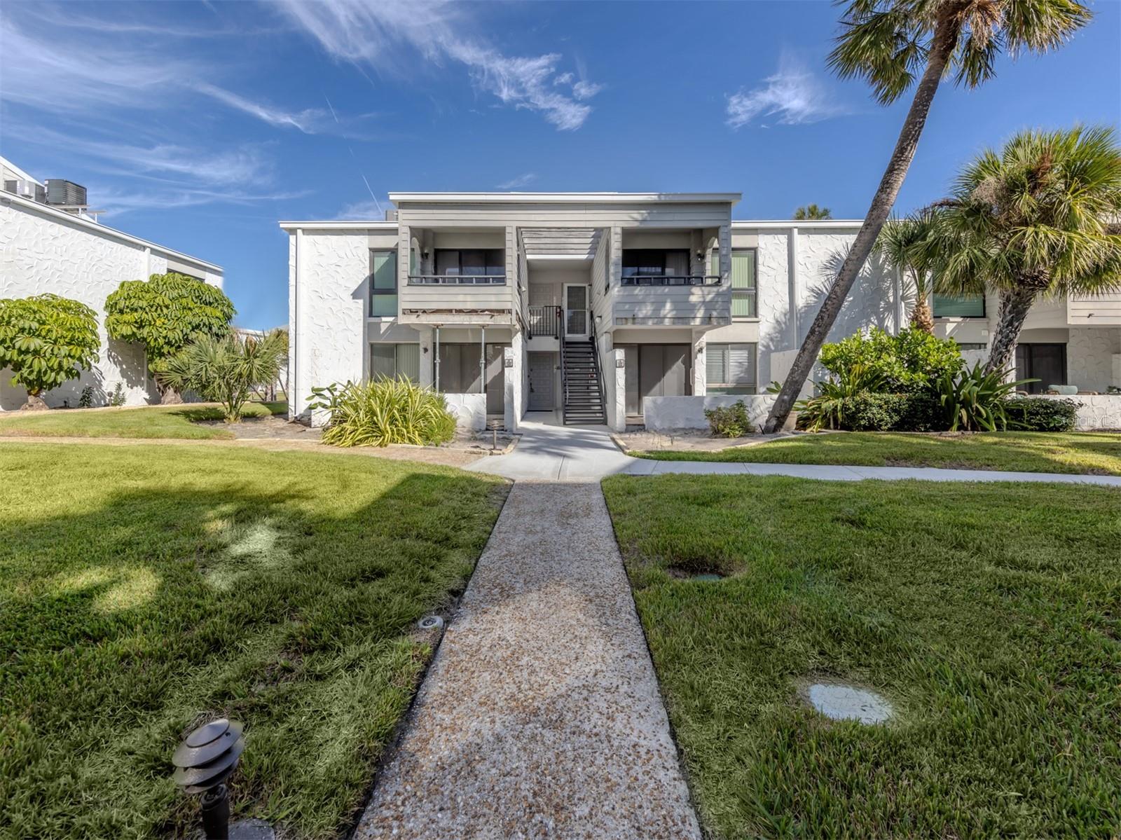 BAHIA VISTA GULF - Residential