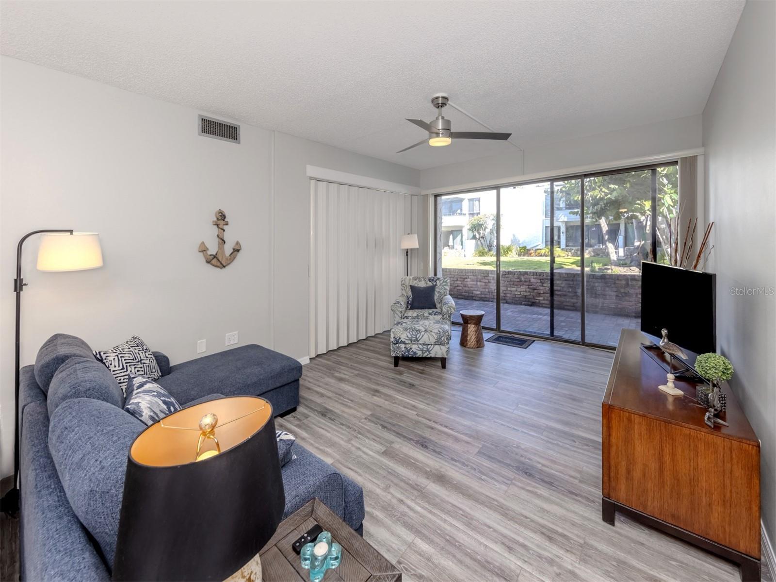 BAHIA VISTA GULF - Residential