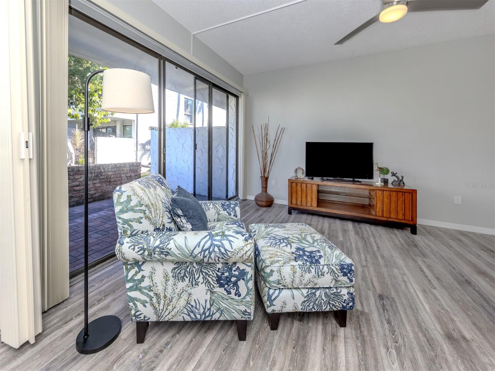 BAHIA VISTA GULF - Residential