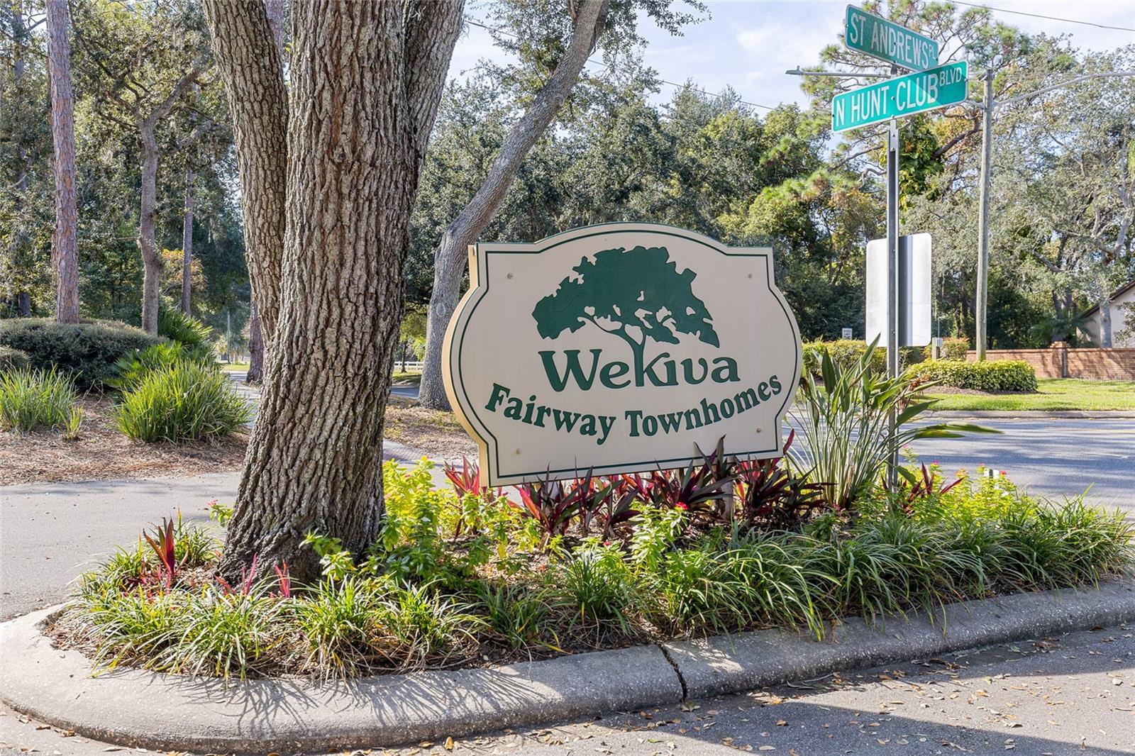 WEKIVA FAIRWAY TOWNHOMES - Residential