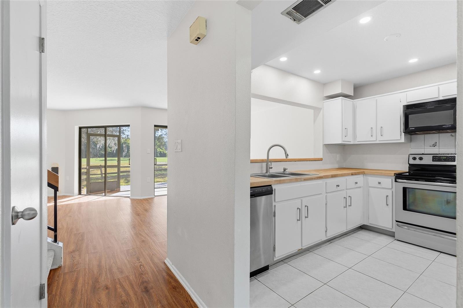 WEKIVA FAIRWAY TOWNHOMES - Residential