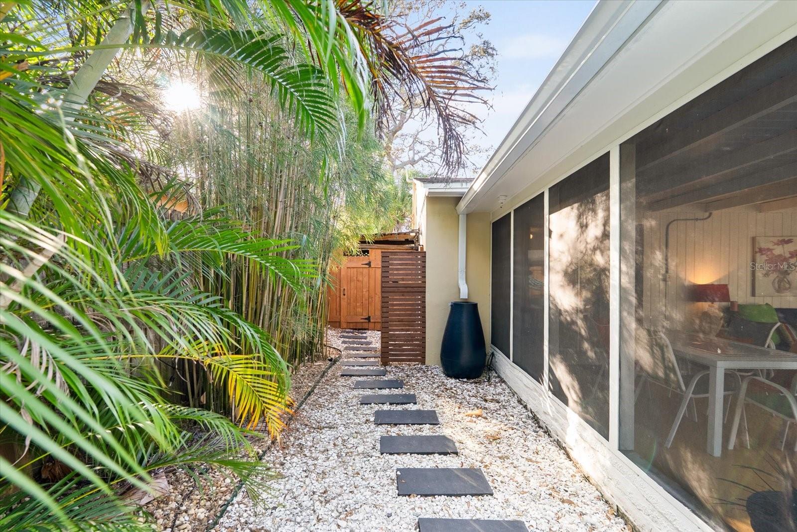 OAK RIDGE - Residential