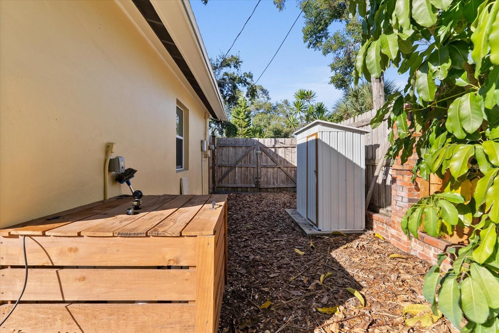 OAK RIDGE - Residential