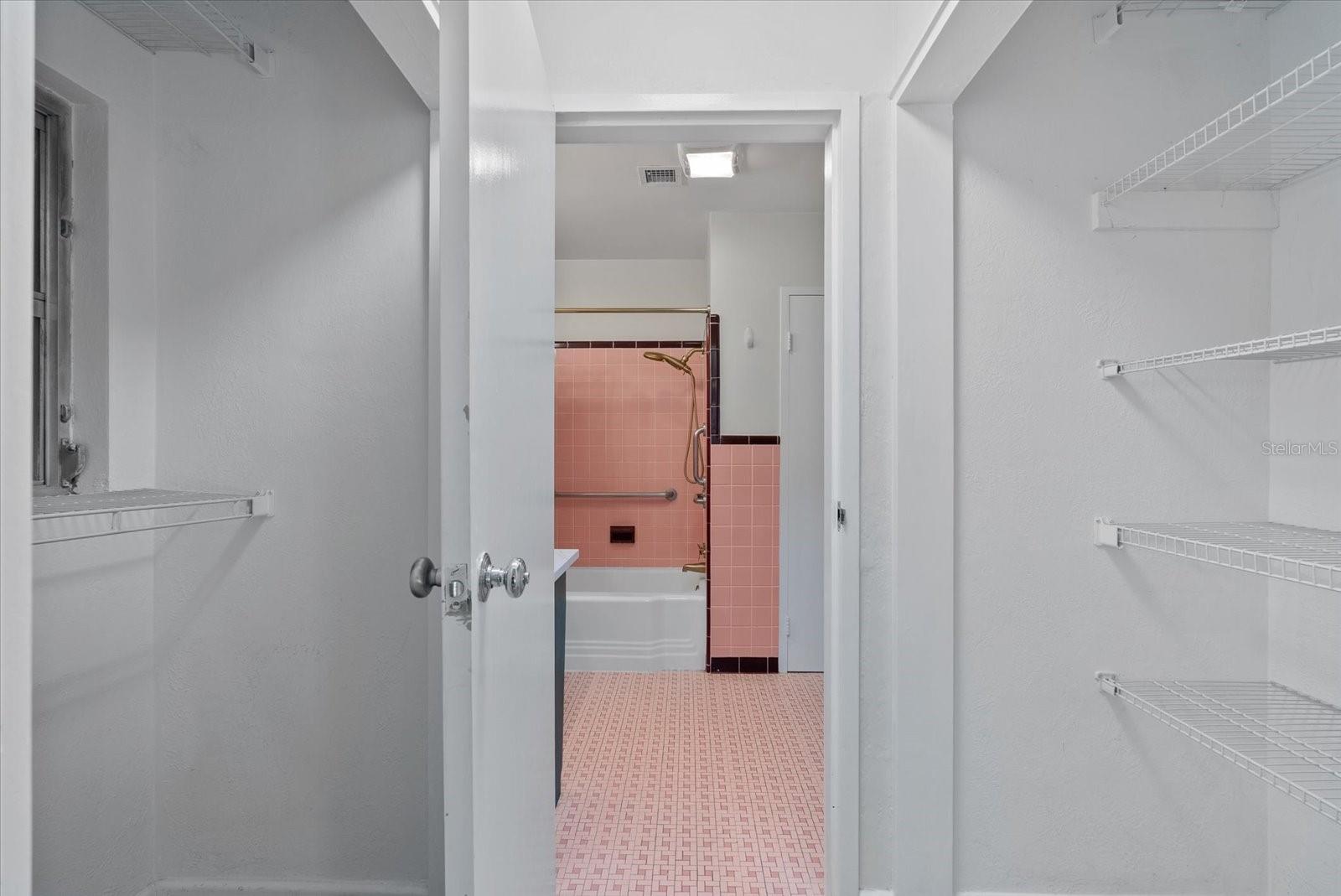 OAK RIDGE - Residential