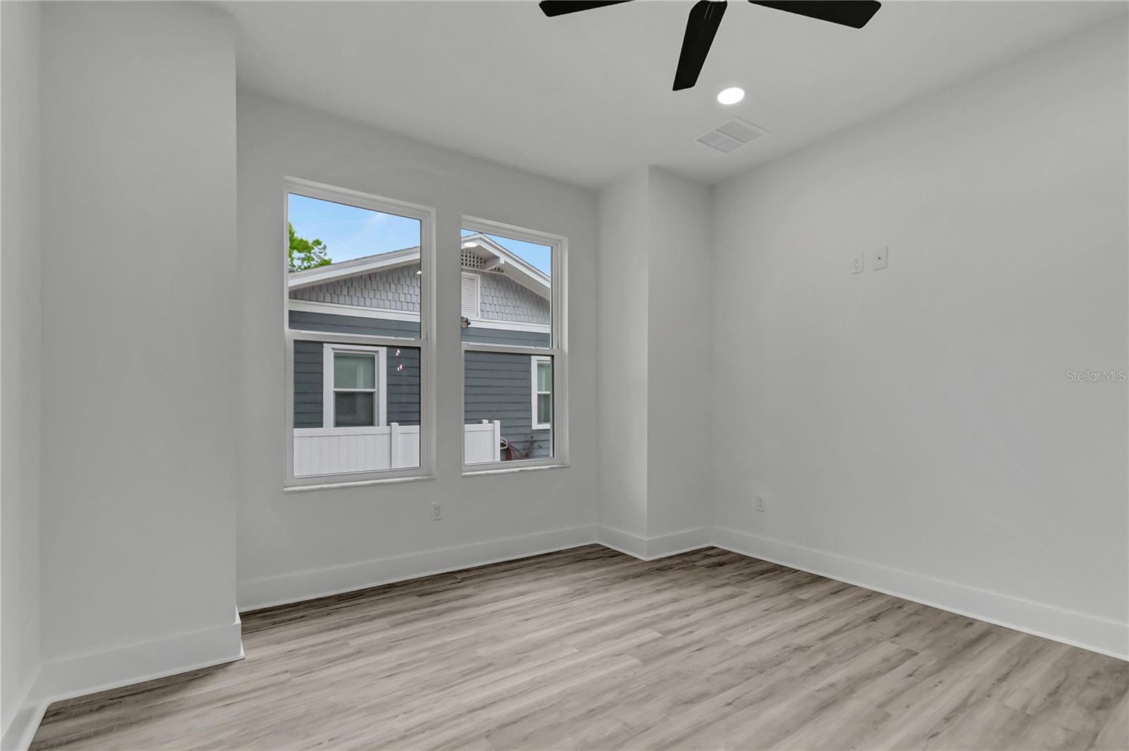 ROBINSON BROTHERS SUB - Residential