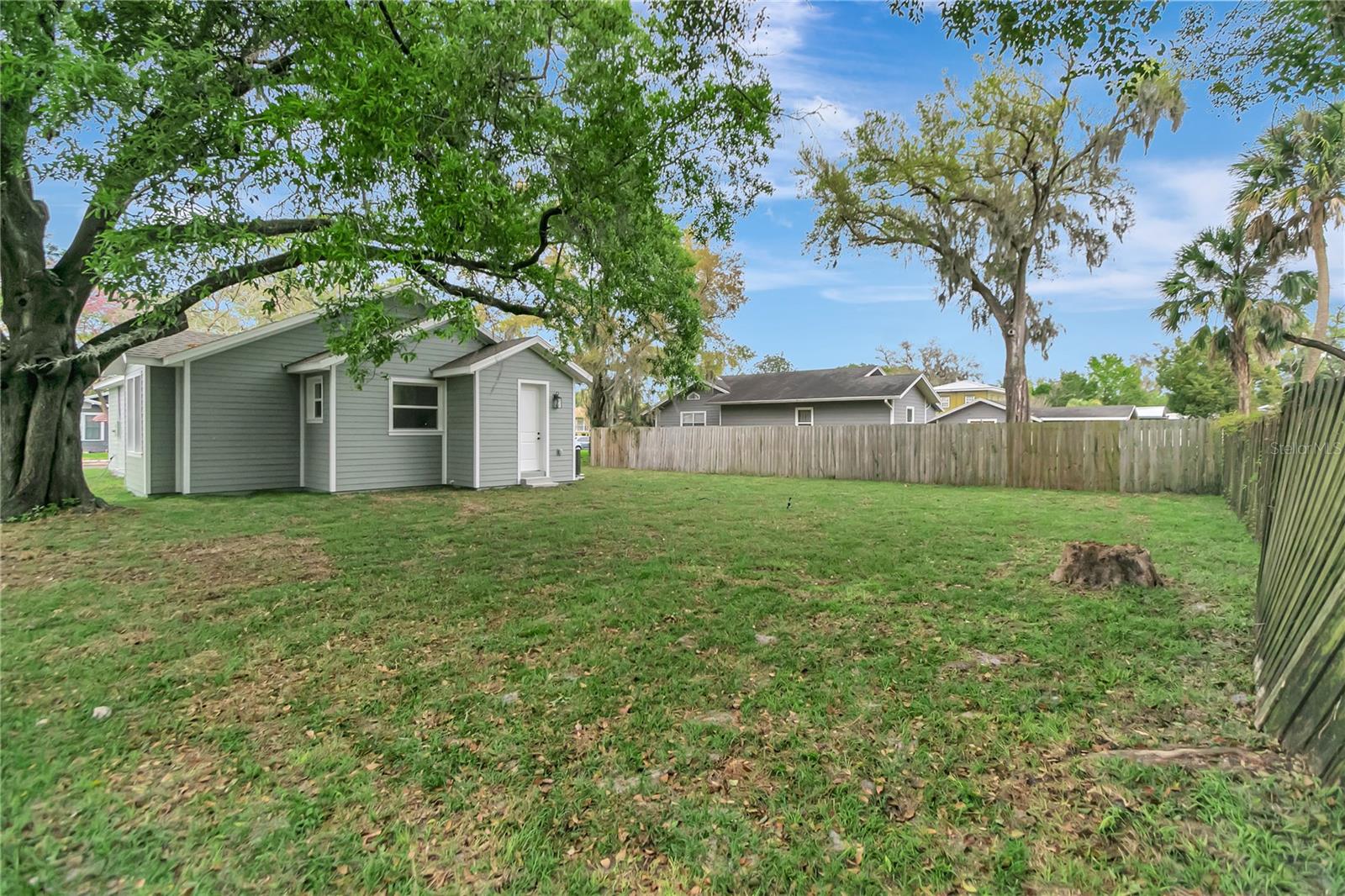 ROBINSON BROTHERS SUB - Residential