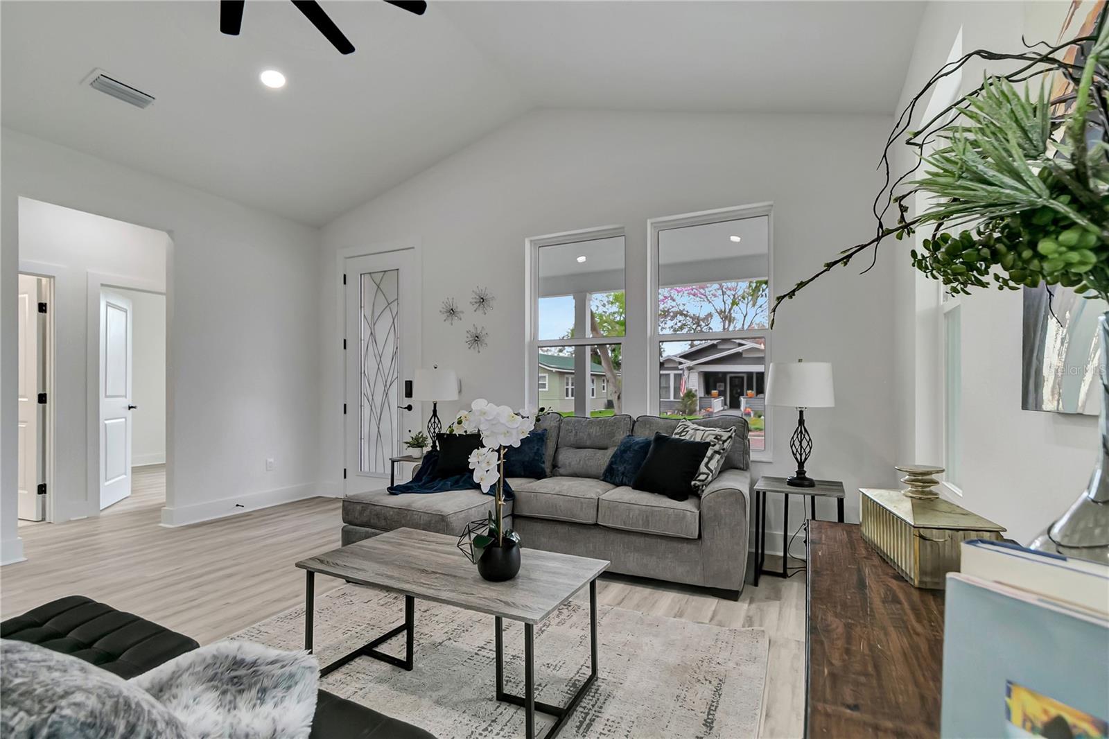 ROBINSON BROTHERS SUB - Residential