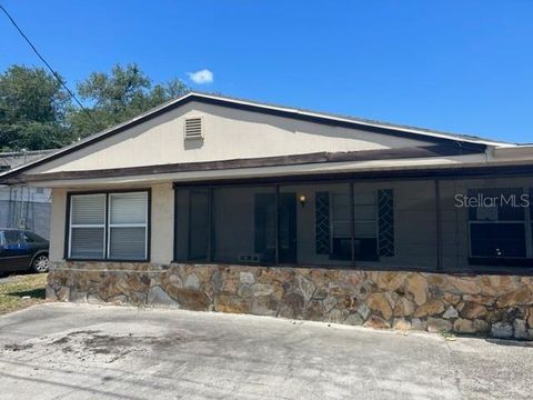 1204 W ALSOBROOK STREET PLANT CITY FL 33563