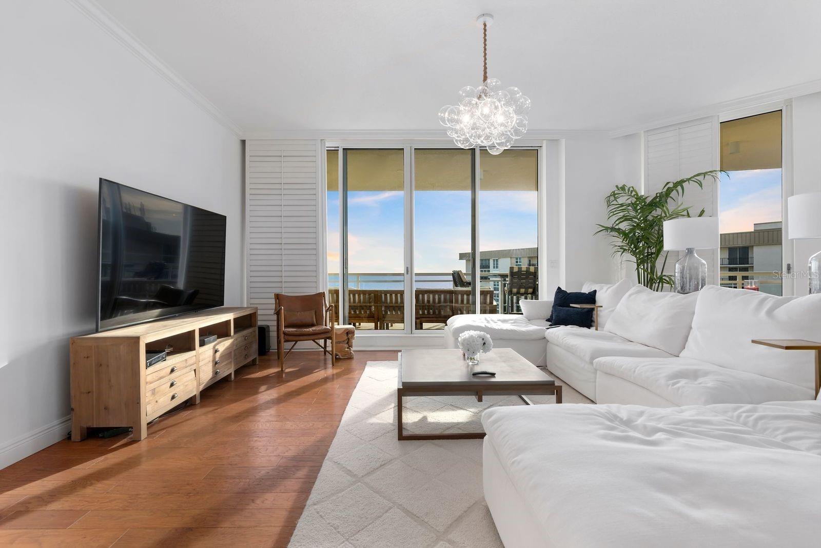 1300 BENJAMIN FRANKLIN DRIVE 1005