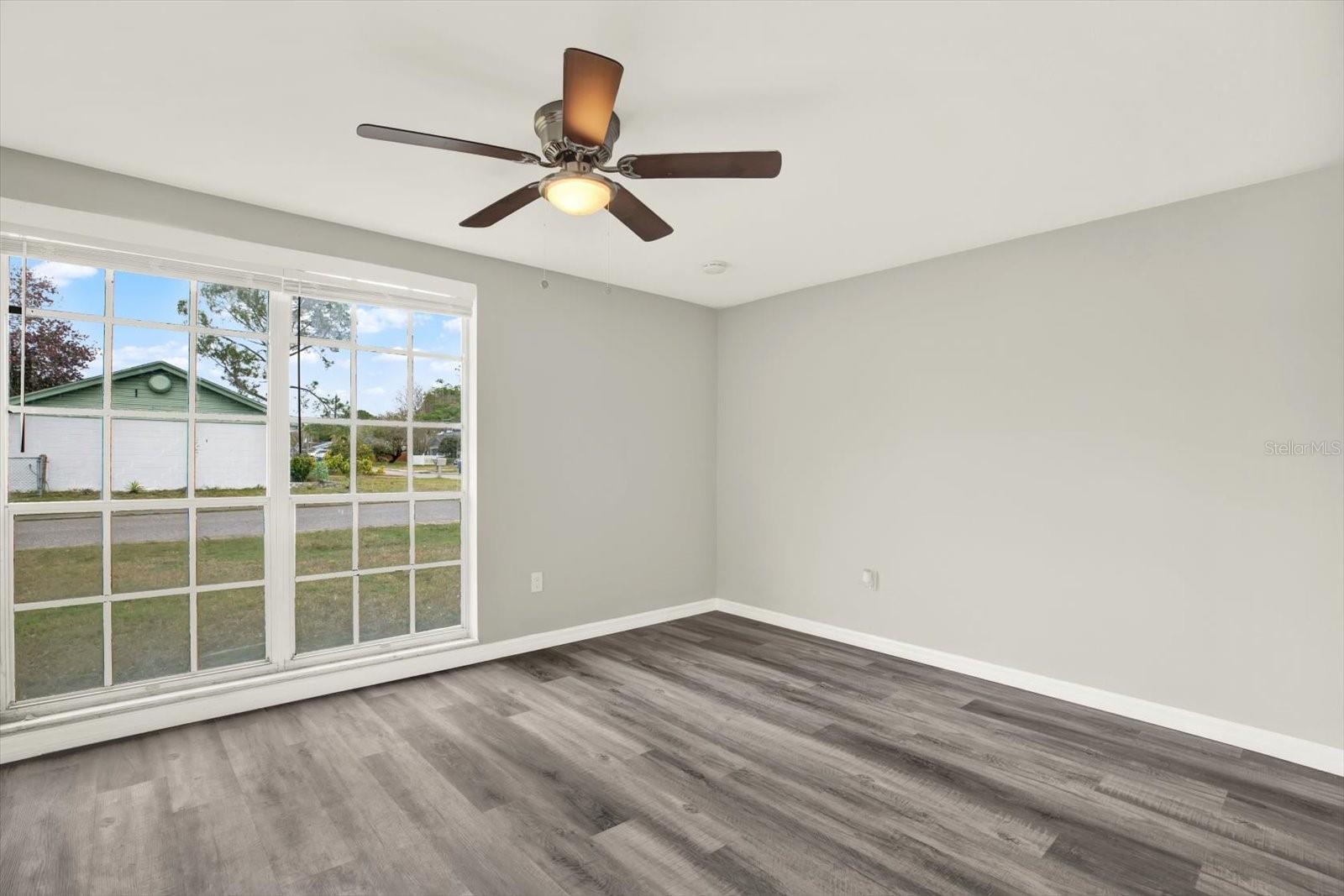 BEACON SQUARE - Residential