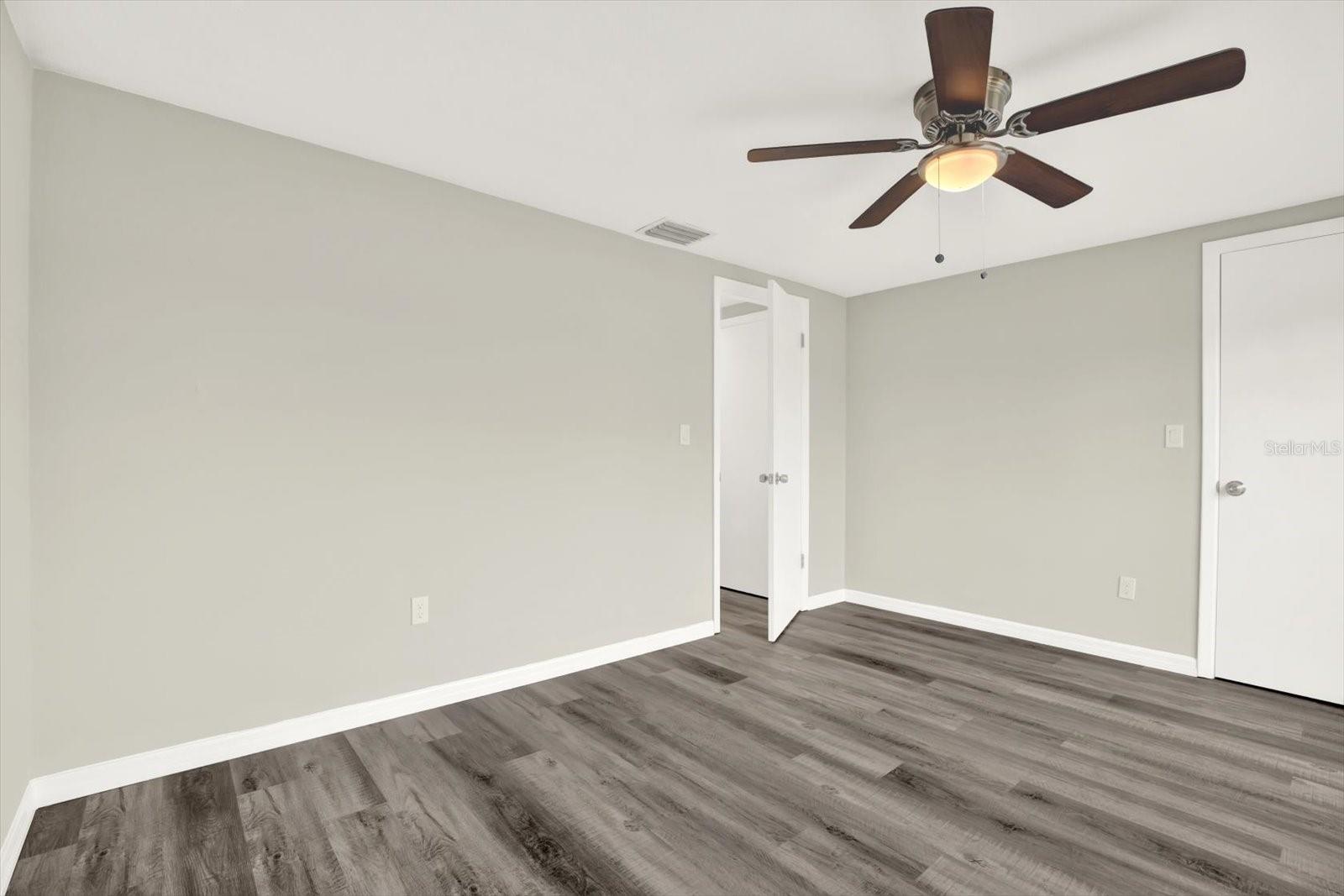 BEACON SQUARE - Residential