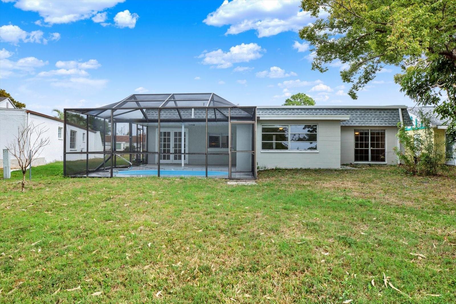 BEACON SQUARE - Residential