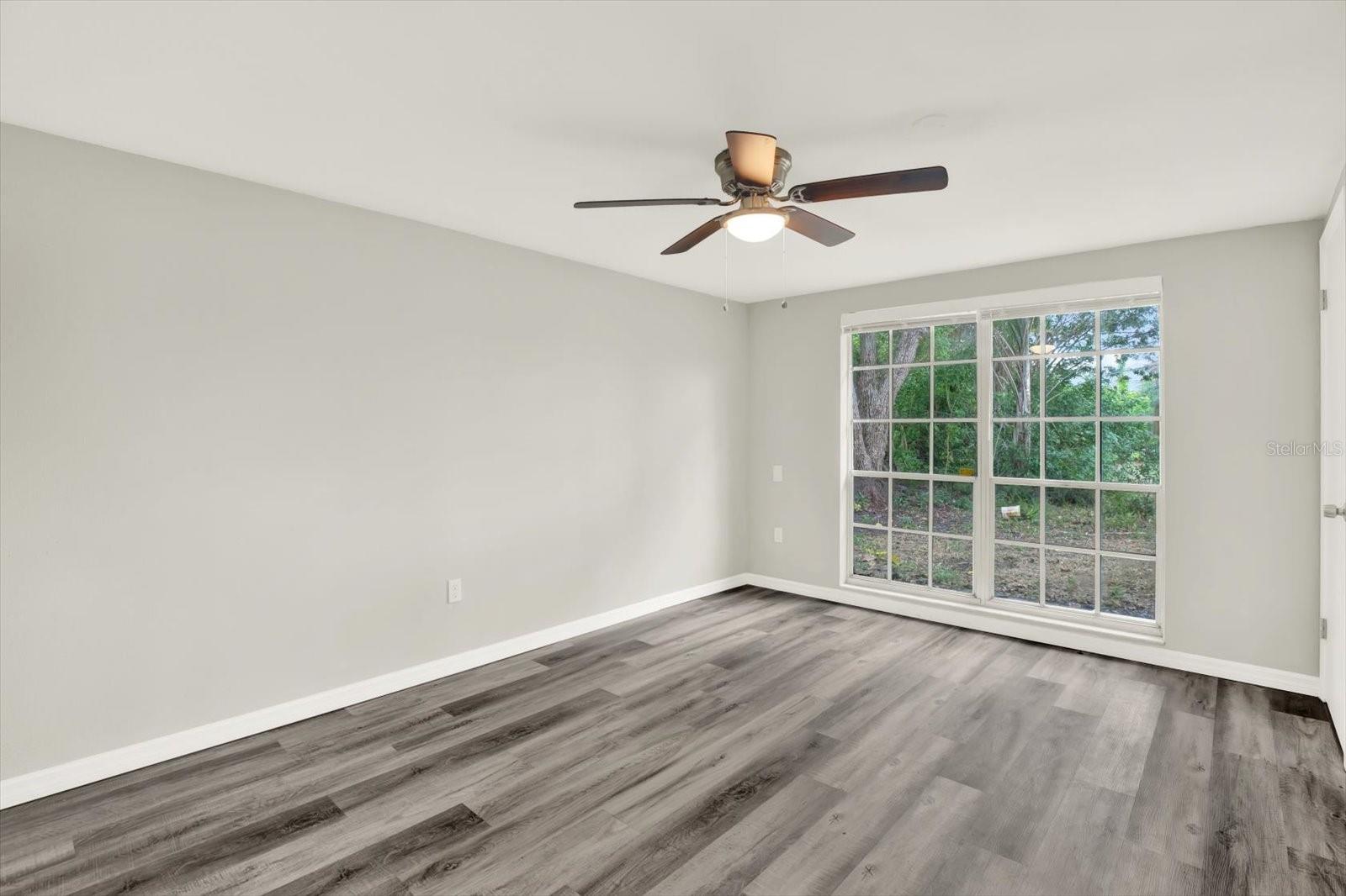 BEACON SQUARE - Residential