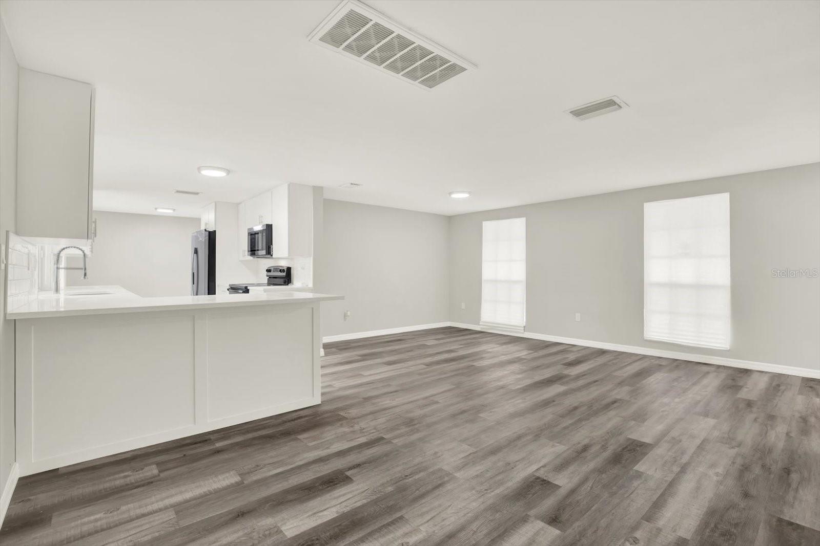 BEACON SQUARE - Residential