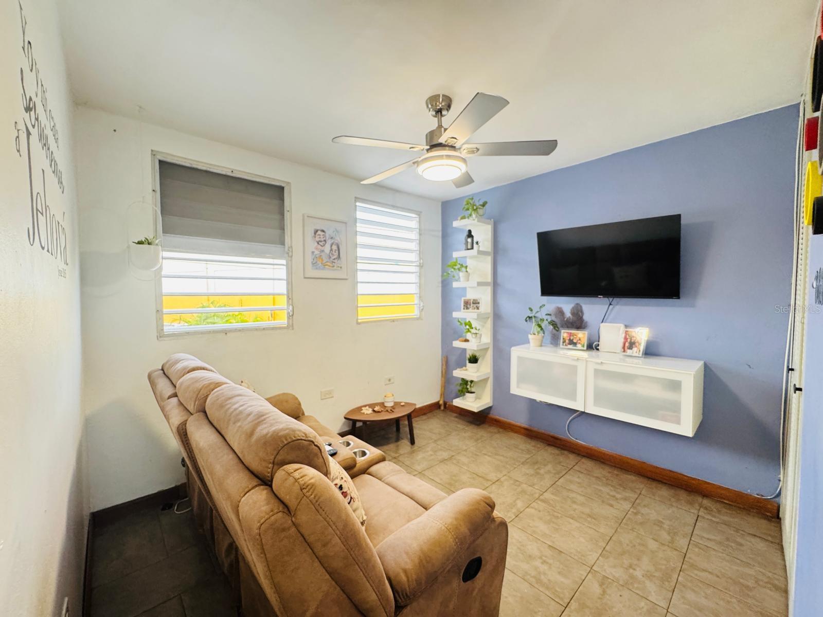 EL COMANDANTE APARTMENTS - Residential