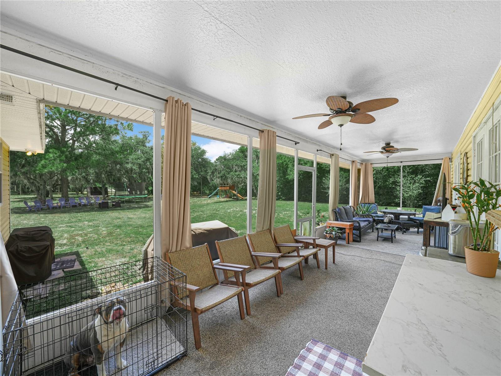 23 OAKWOOD RD