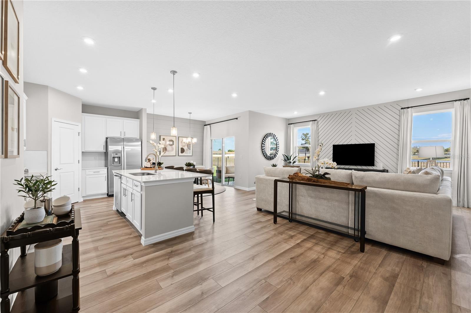 GREEN LEAF - Residential