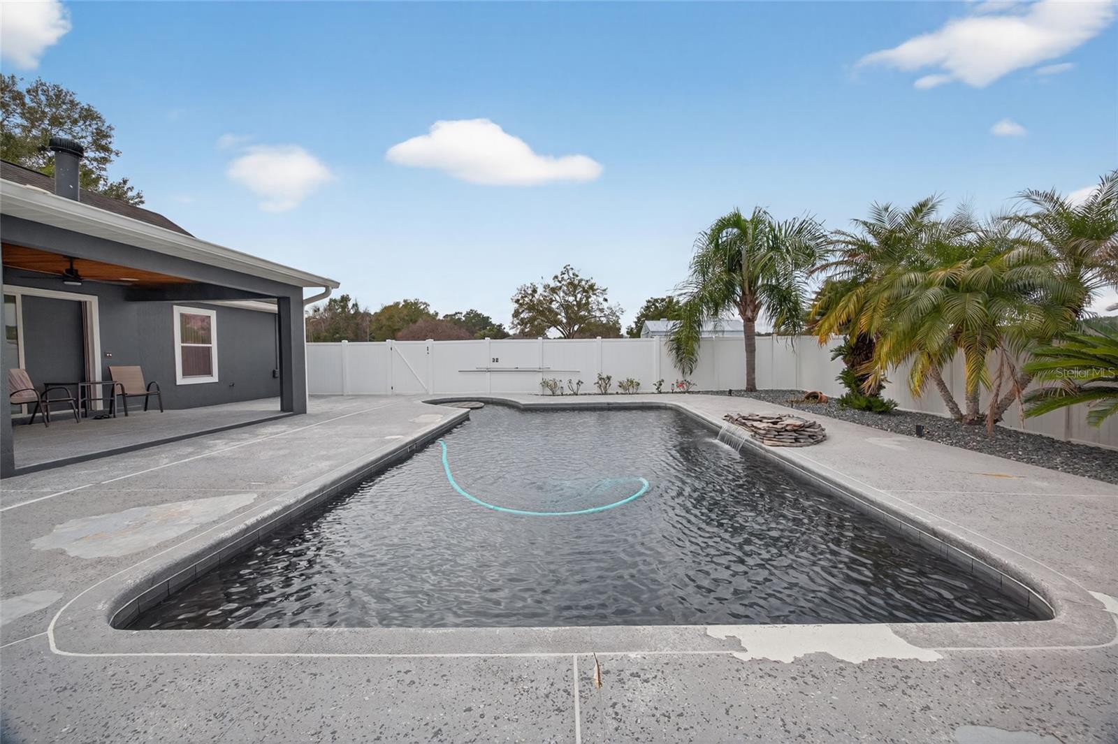 FOXBOROUGH FARMS - Residential