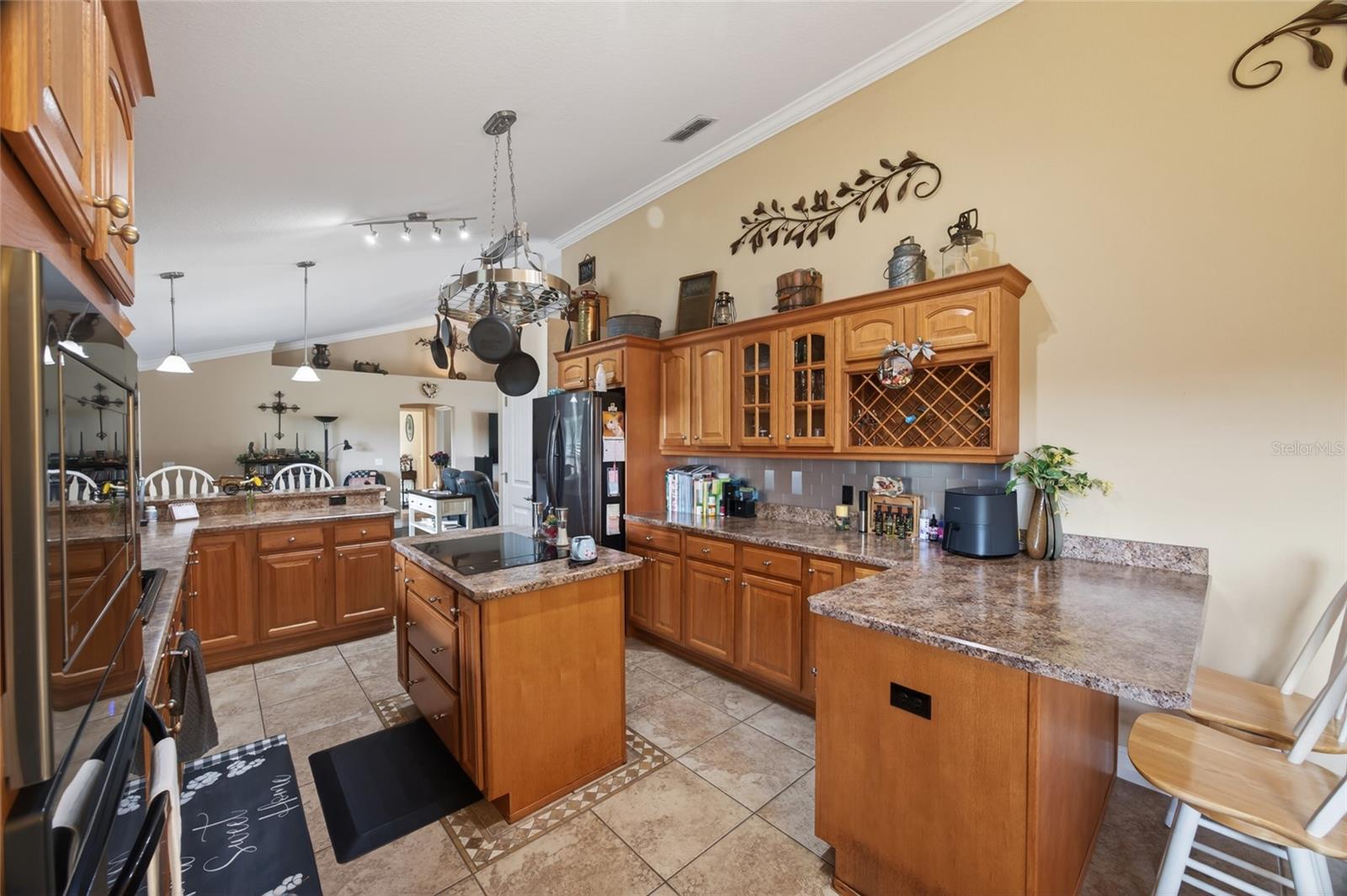 FOXBOROUGH FARMS - Residential