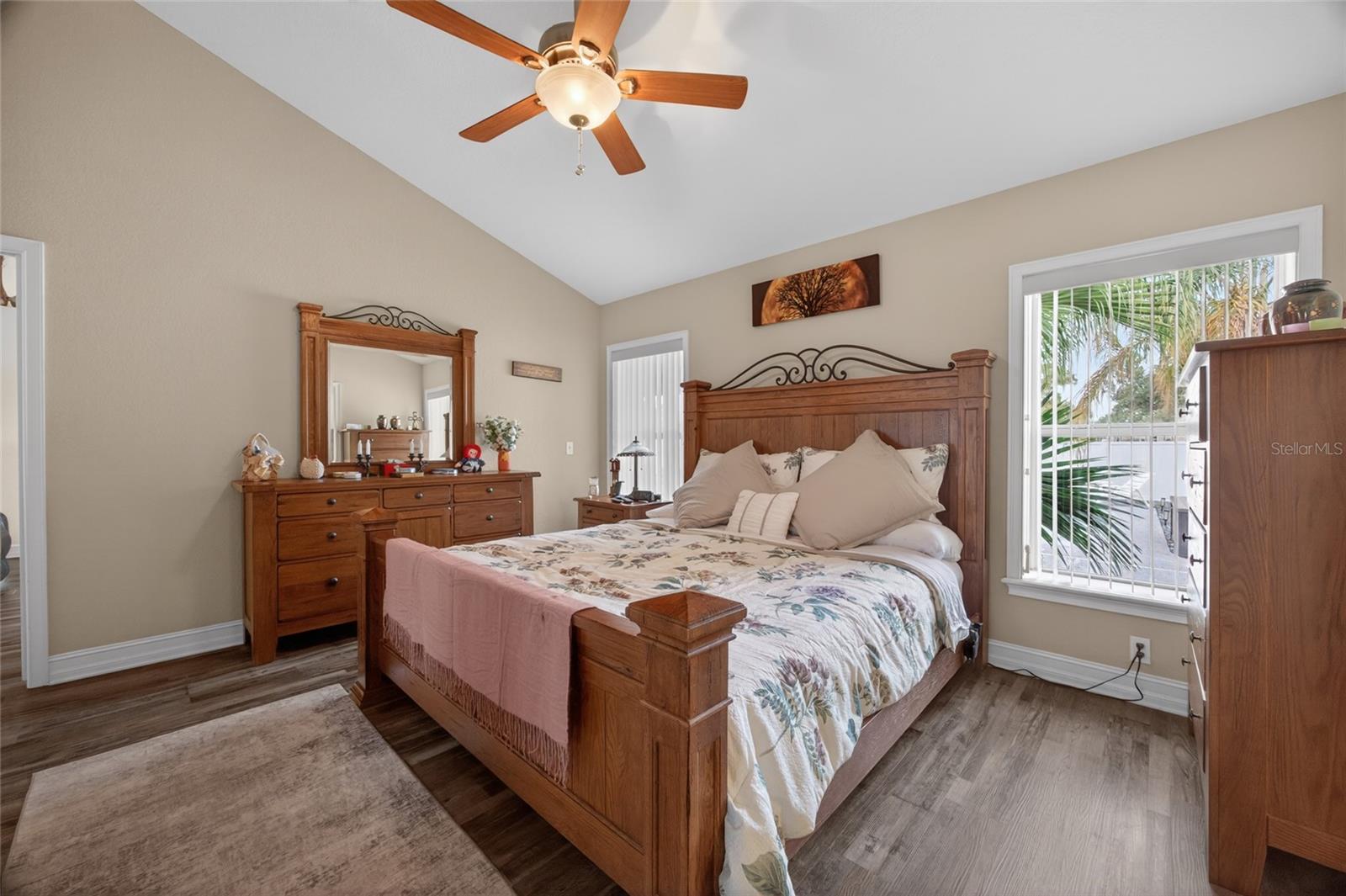 FOXBOROUGH FARMS - Residential