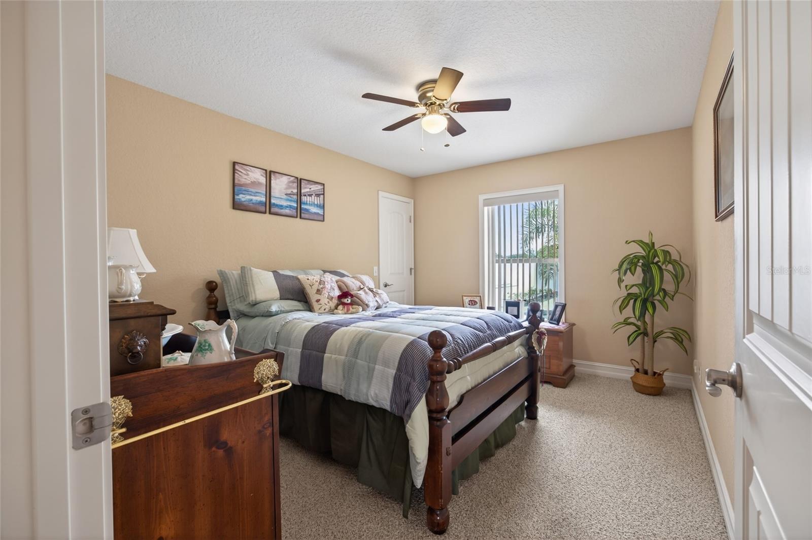 FOXBOROUGH FARMS - Residential