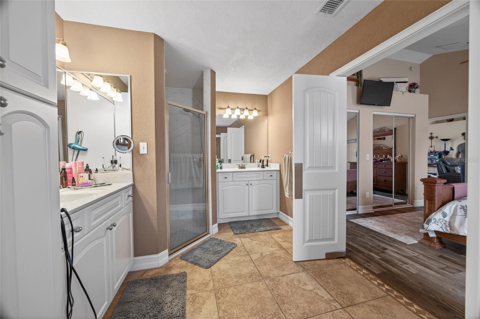 FOXBOROUGH FARMS - Residential