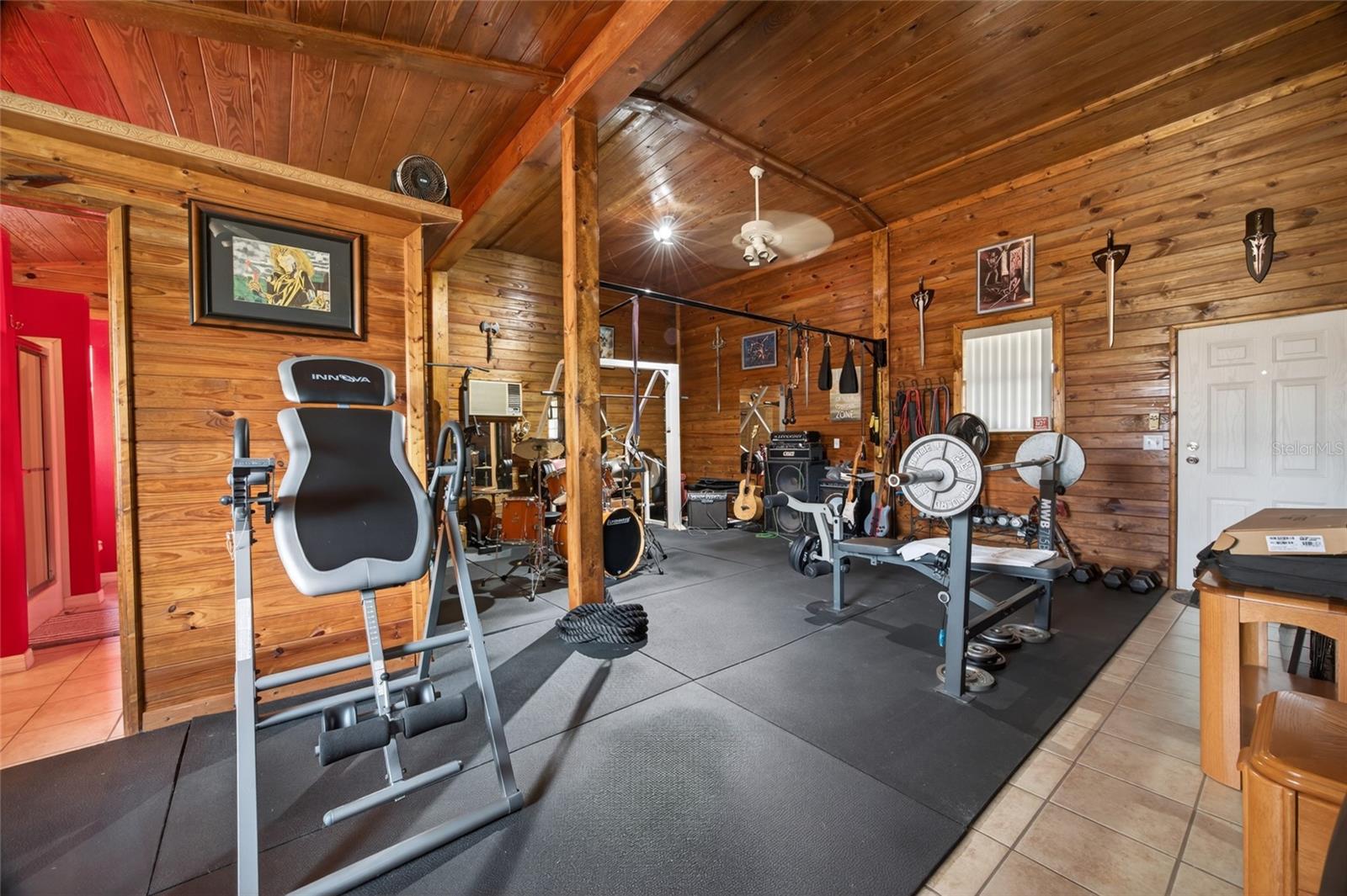 FOXBOROUGH FARMS - Residential