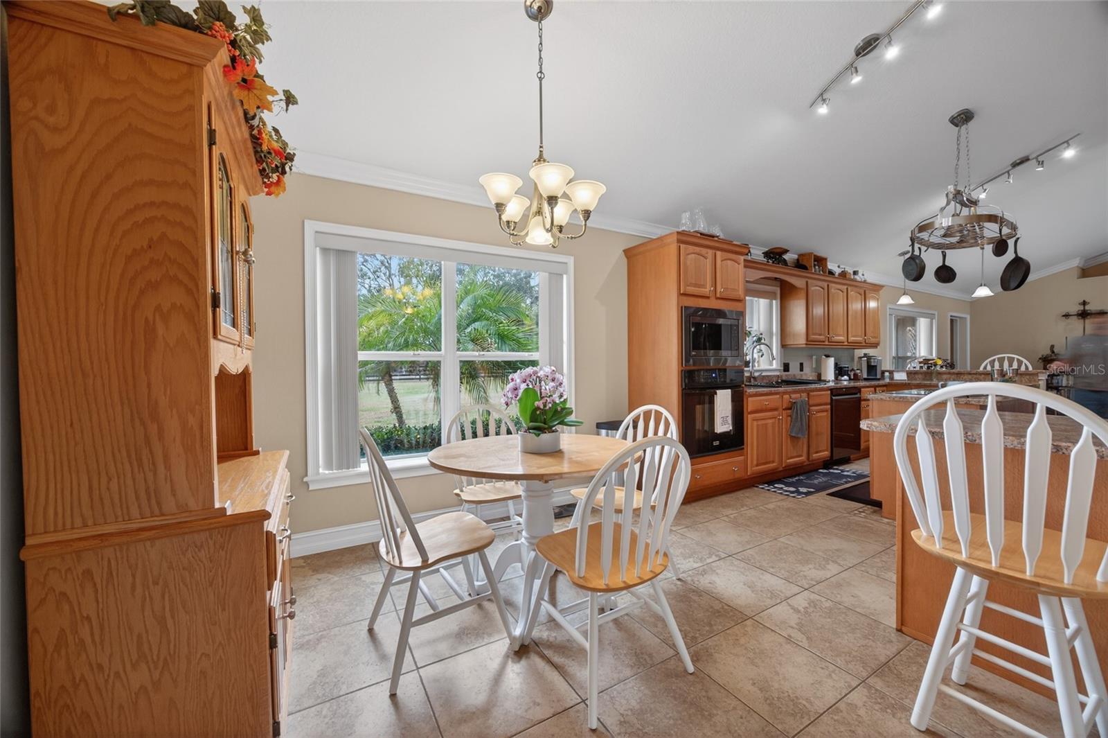 FOXBOROUGH FARMS - Residential