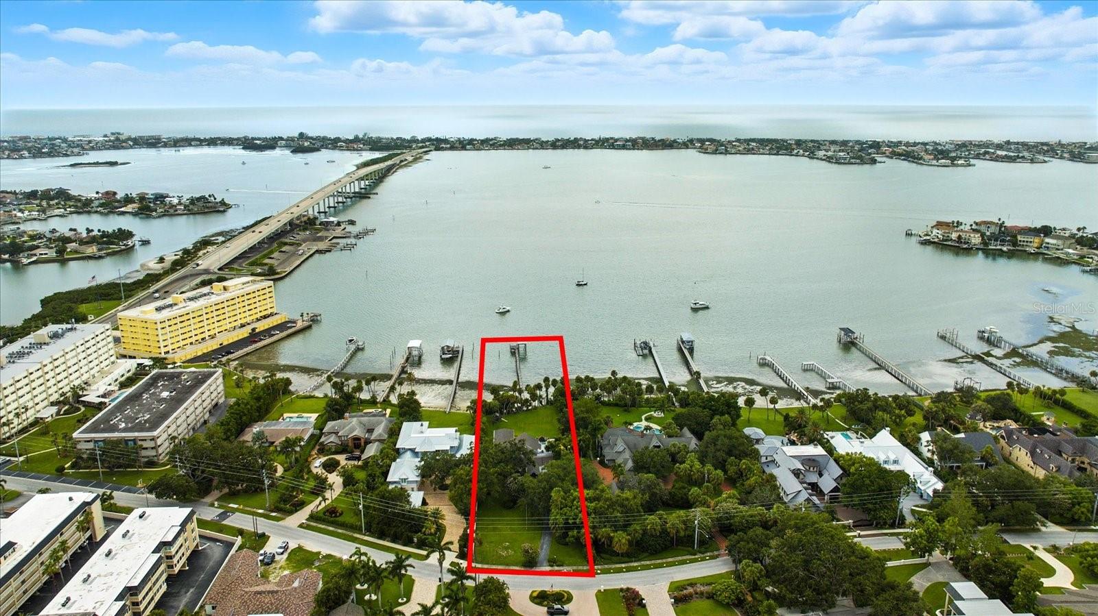 228 BLUFF VIEW DRIVE