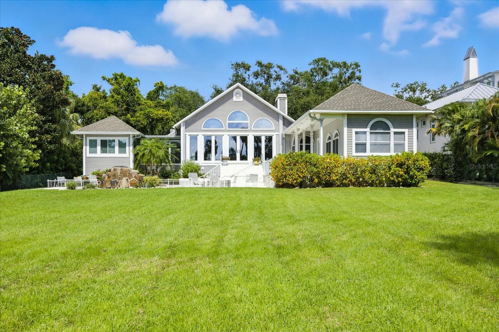 228 BLUFF VIEW DRIVE