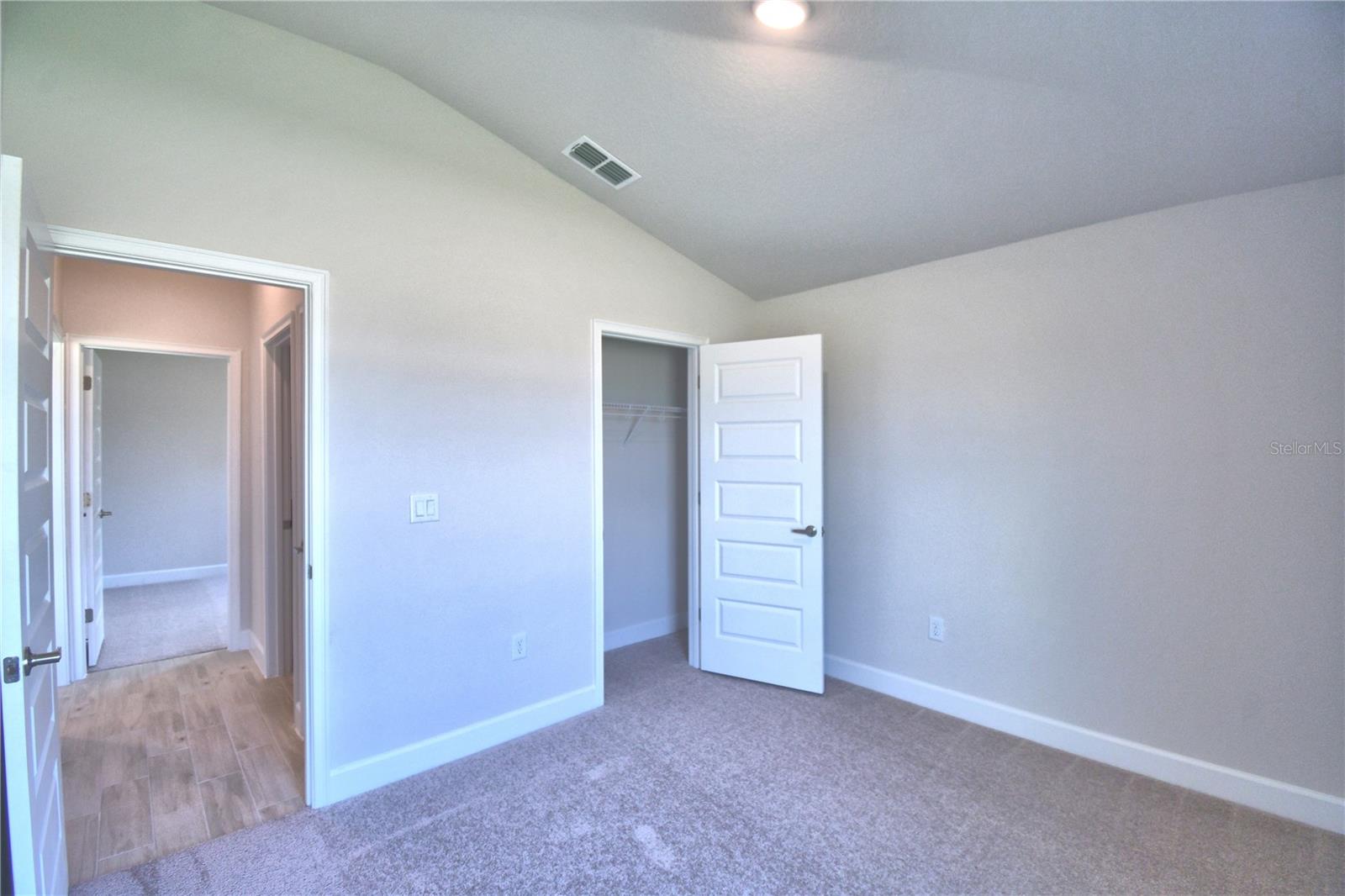 LAKE JULIANA ESTATES - Residential