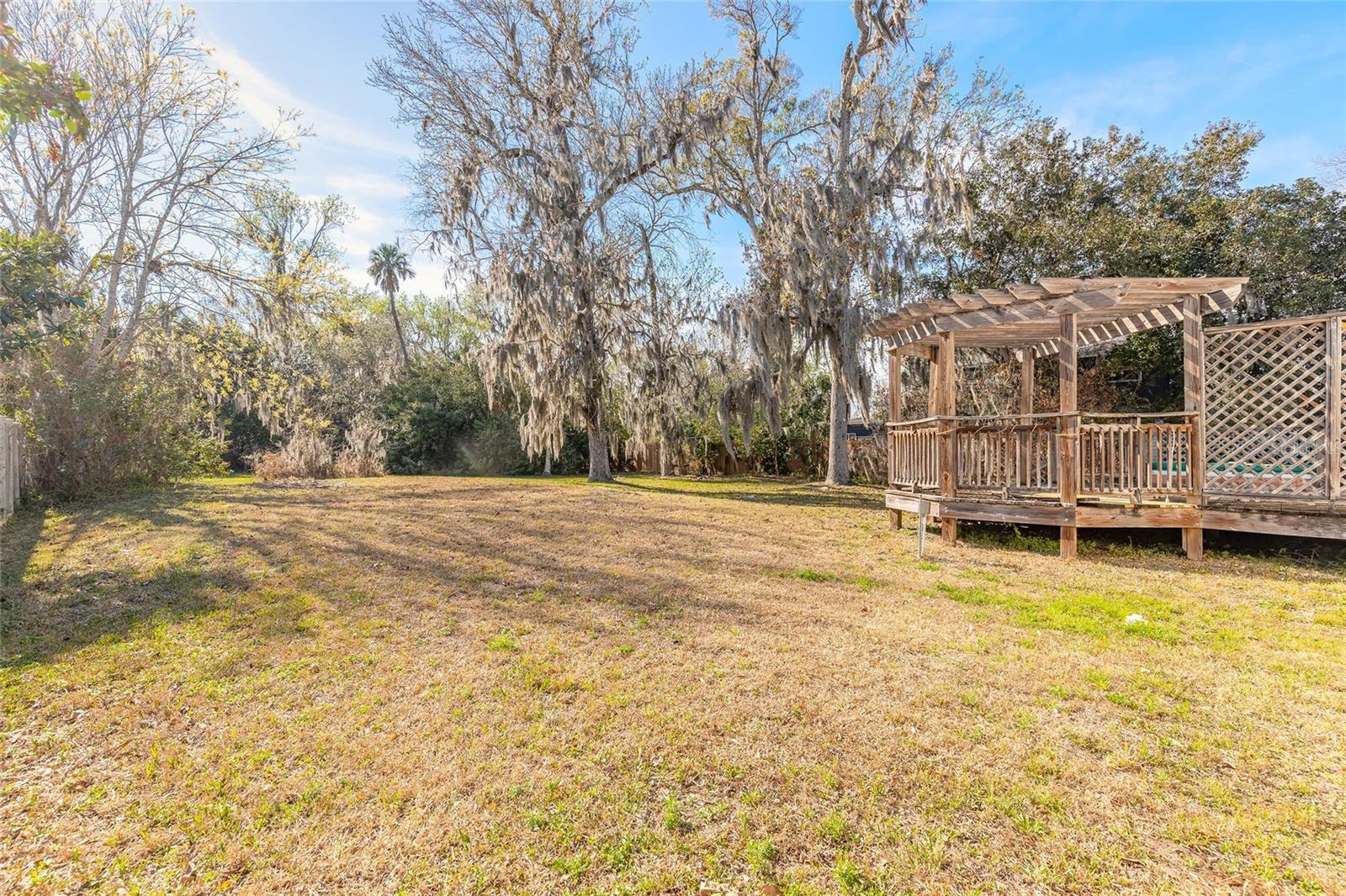 PALM GROVE - Residential