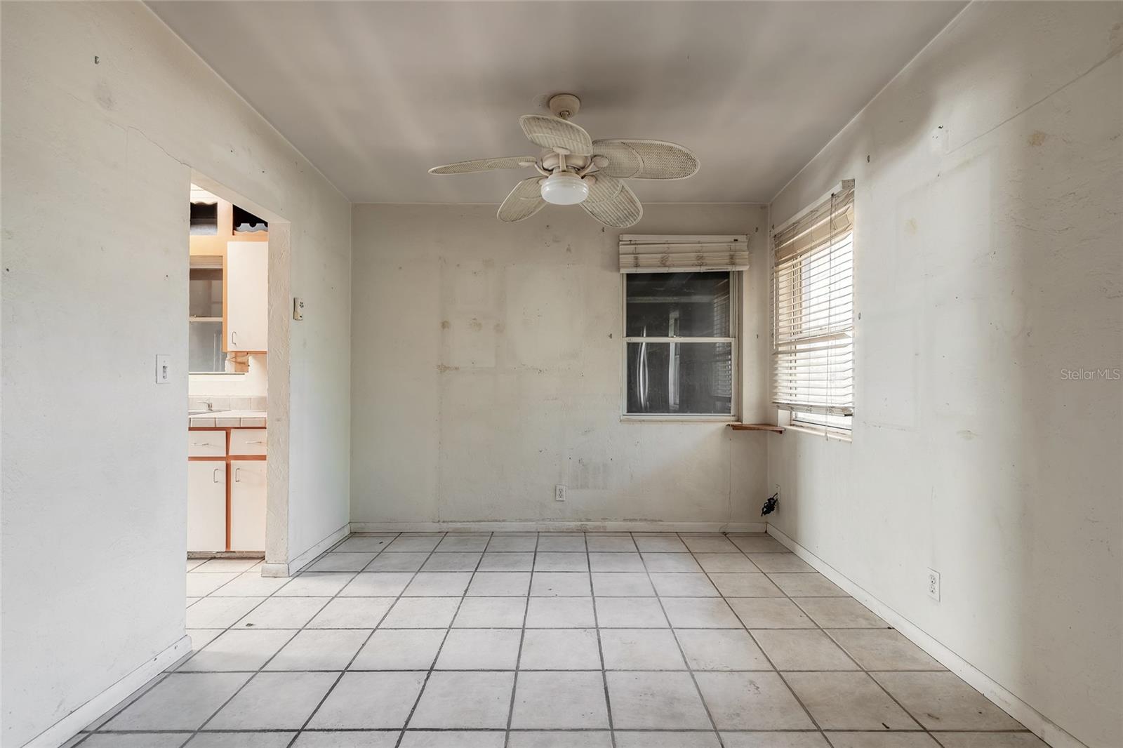 PALM GROVE - Residential