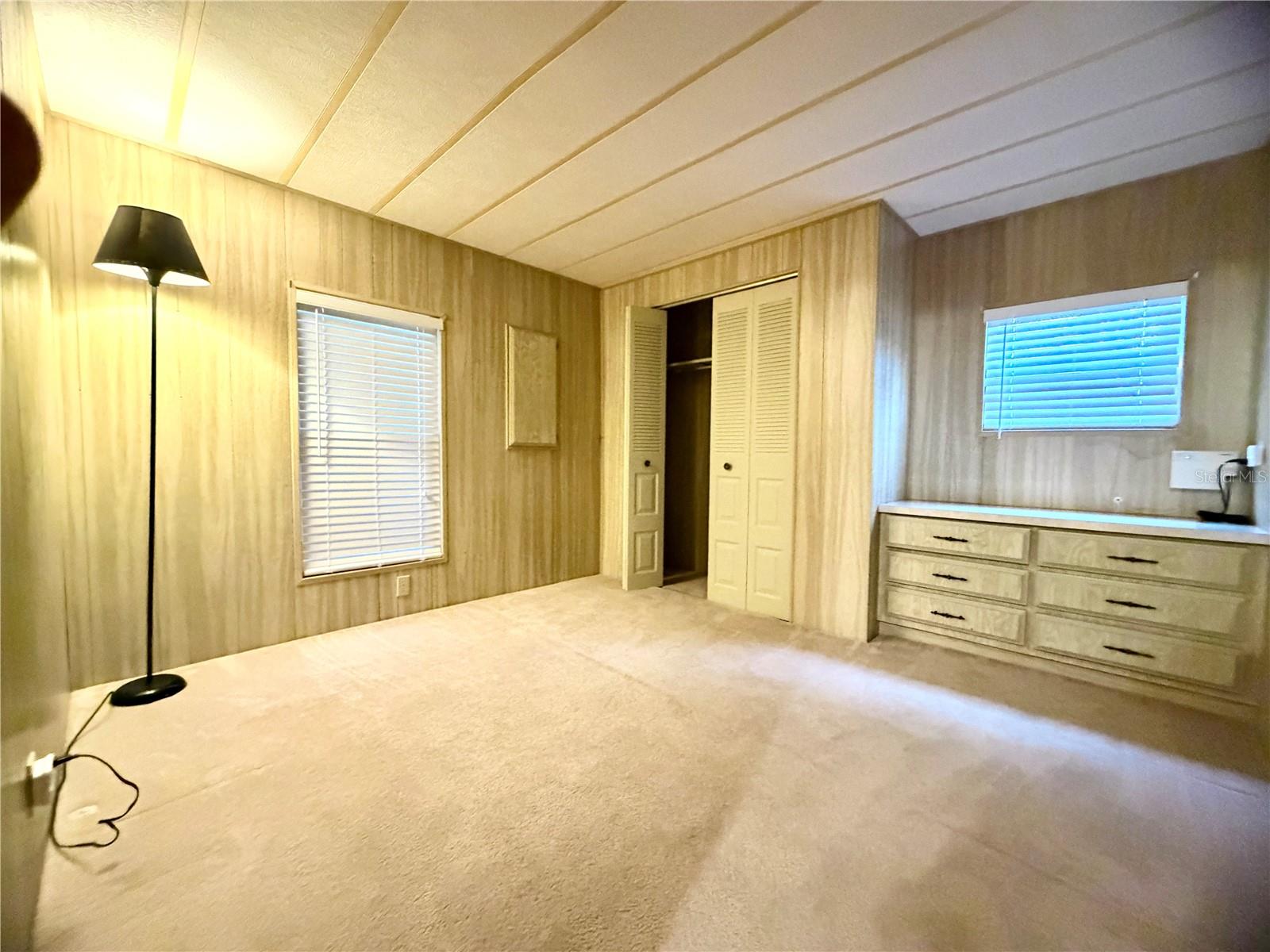 BANBURY VILLAGE CONDO - Residential