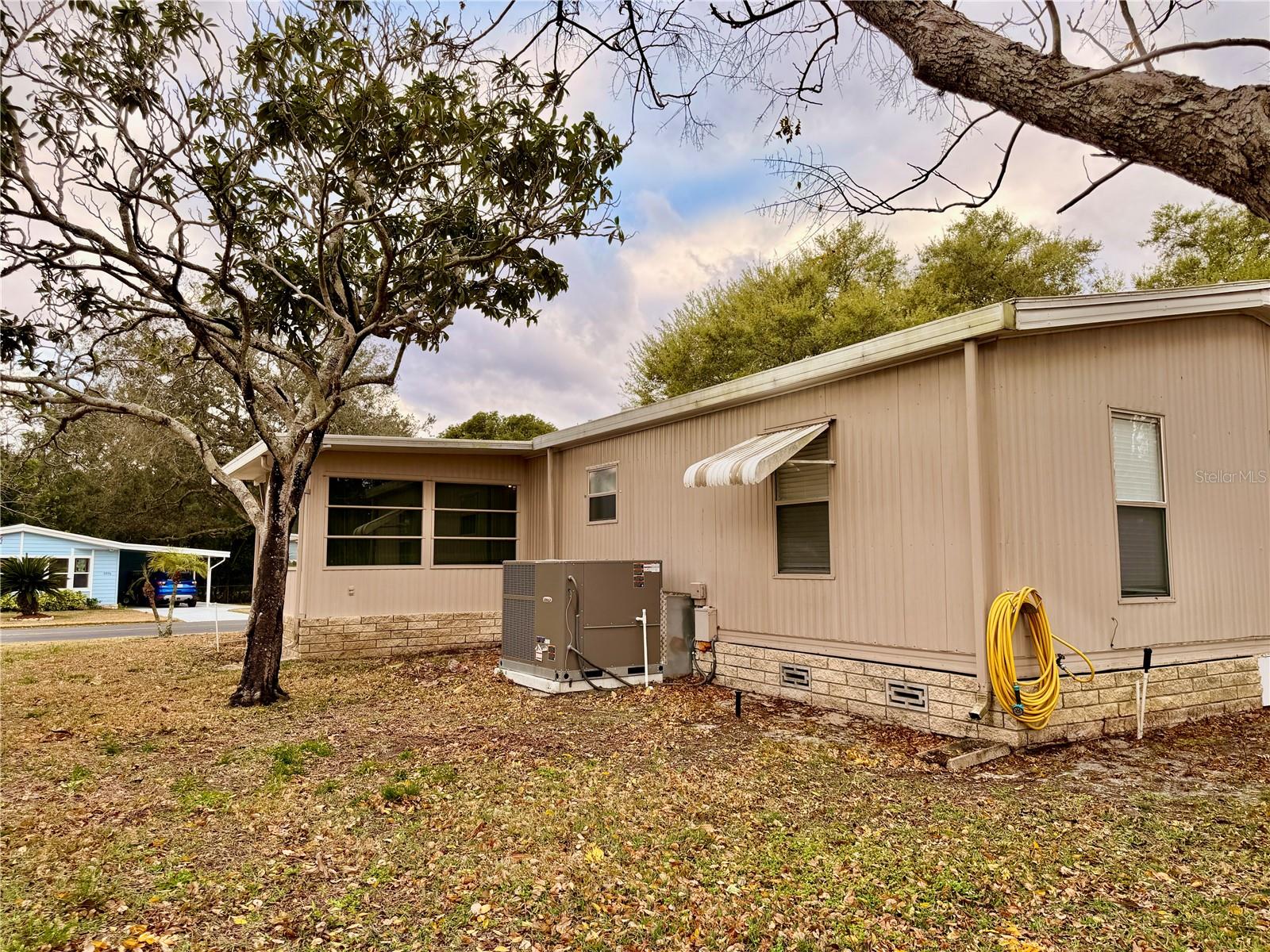 BANBURY VILLAGE CONDO - Residential