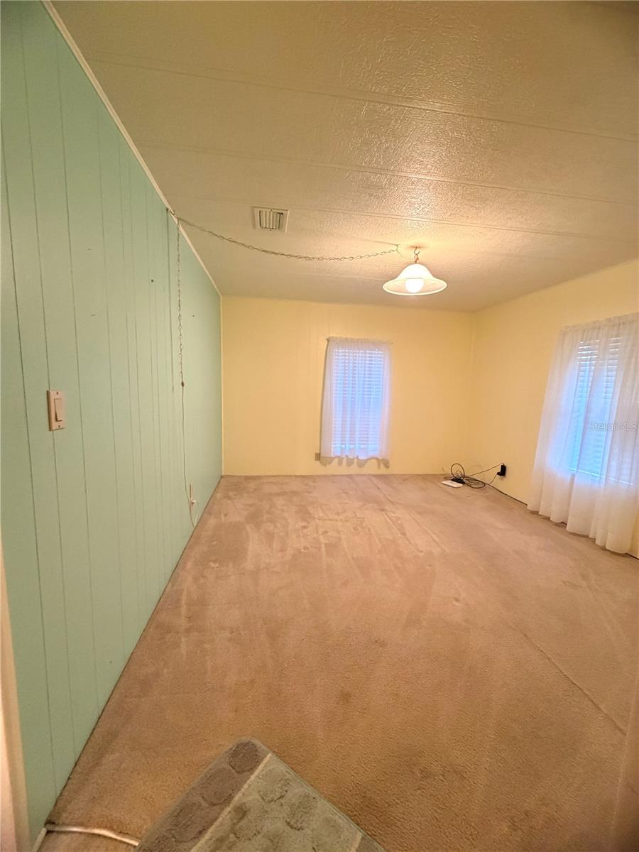 BANBURY VILLAGE CONDO - Residential