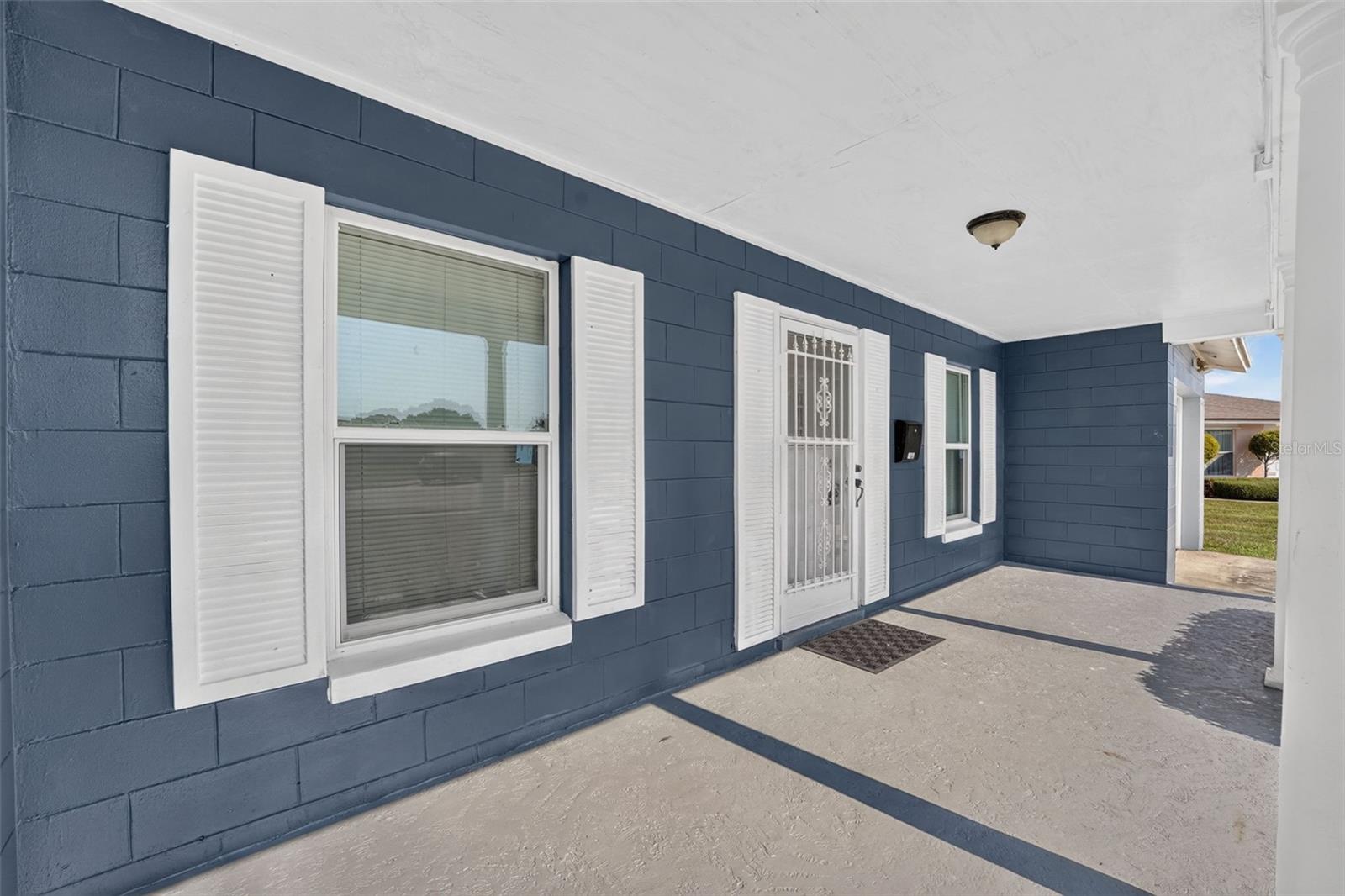 5480 SUNCREEK COURT
