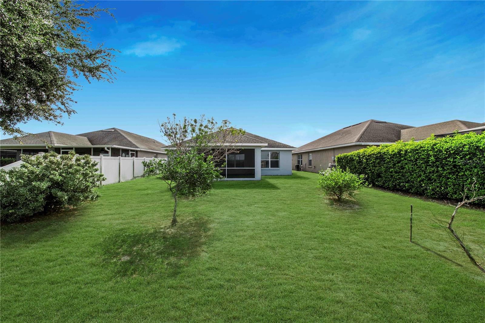 4099 ISLAND LAKES DRIVE