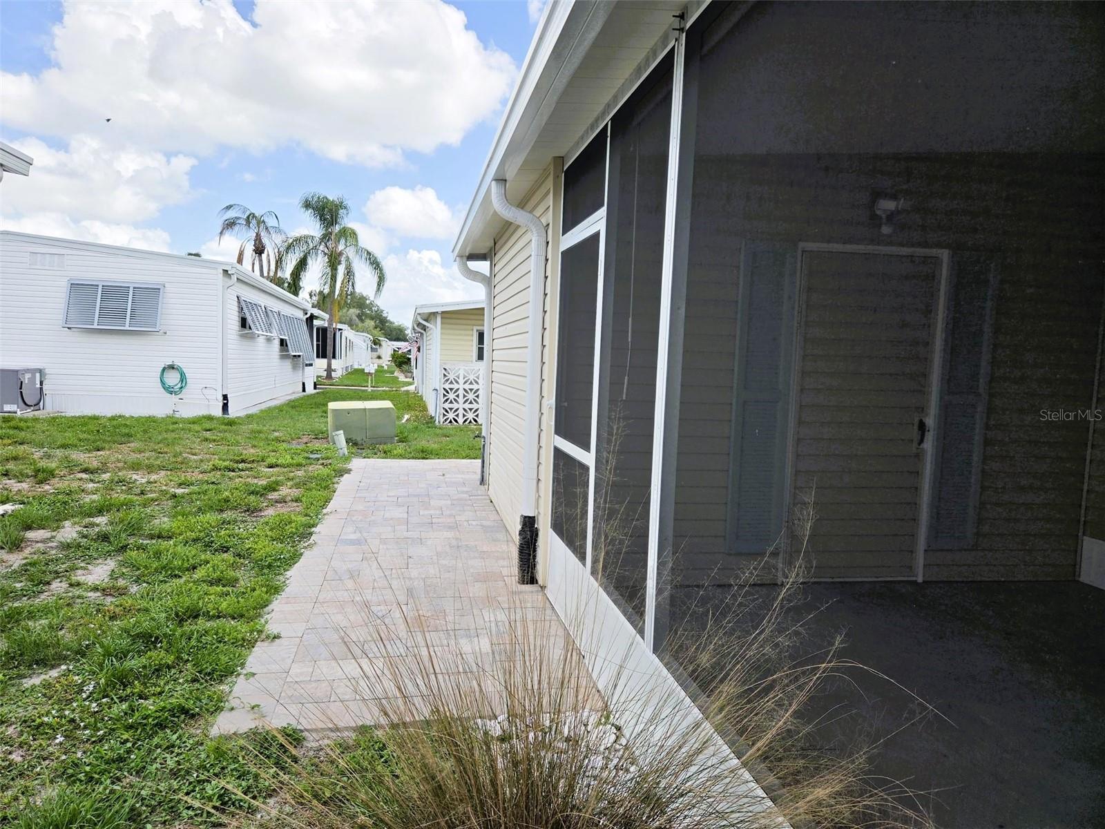 3227 BAYBERRY TERRACE, SARASOTA, FL, 34237 3 3227 BAYBERRY TERRACE