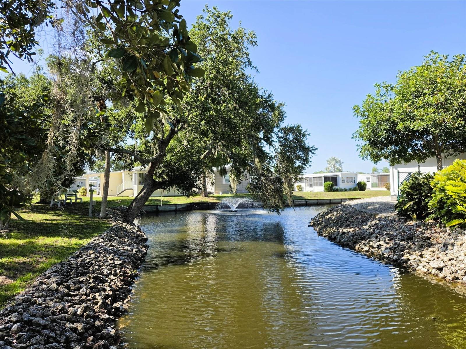 OAKWOOD MANOR - Residential