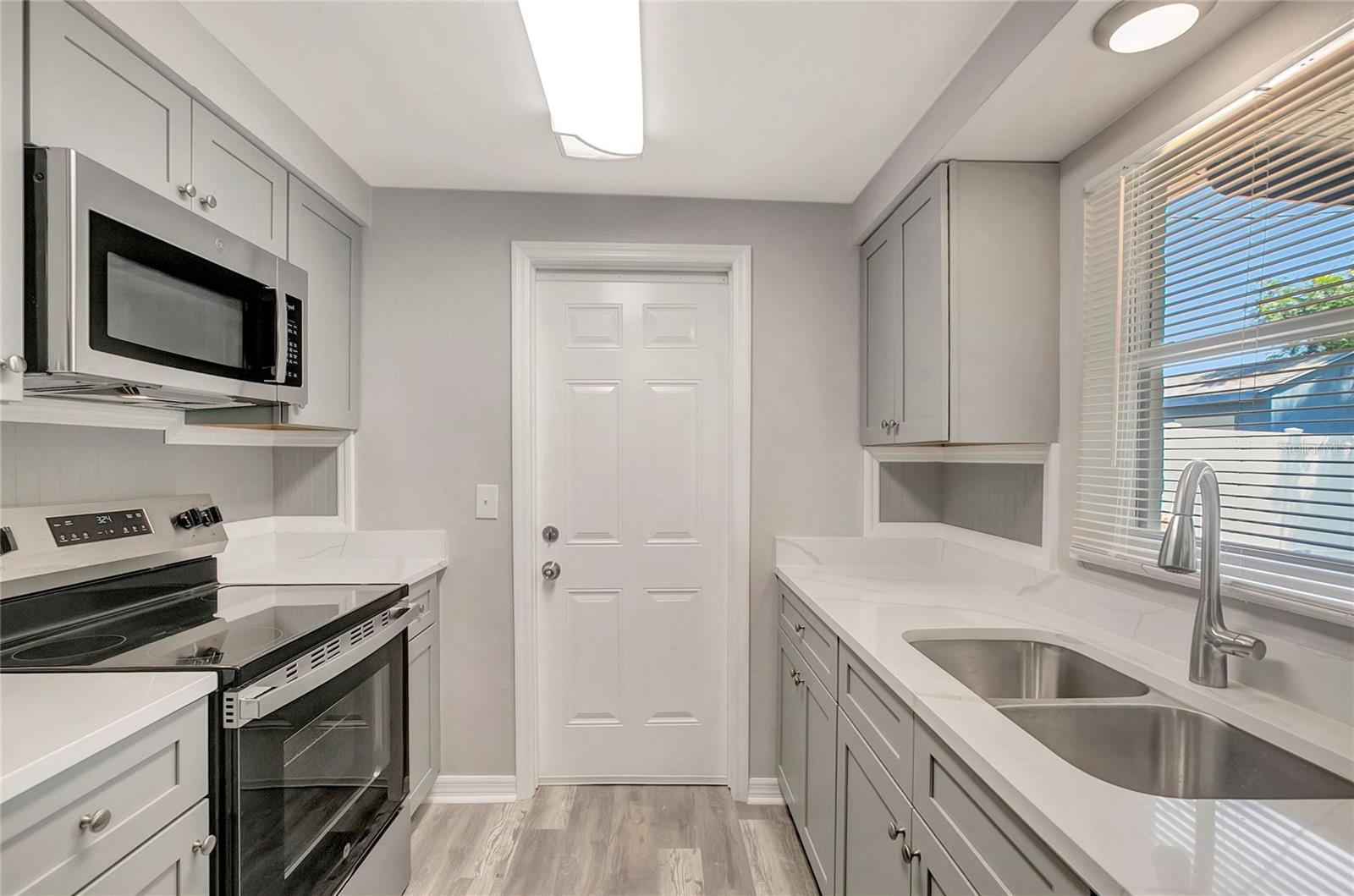 EASTWOOD ACRES - Residential