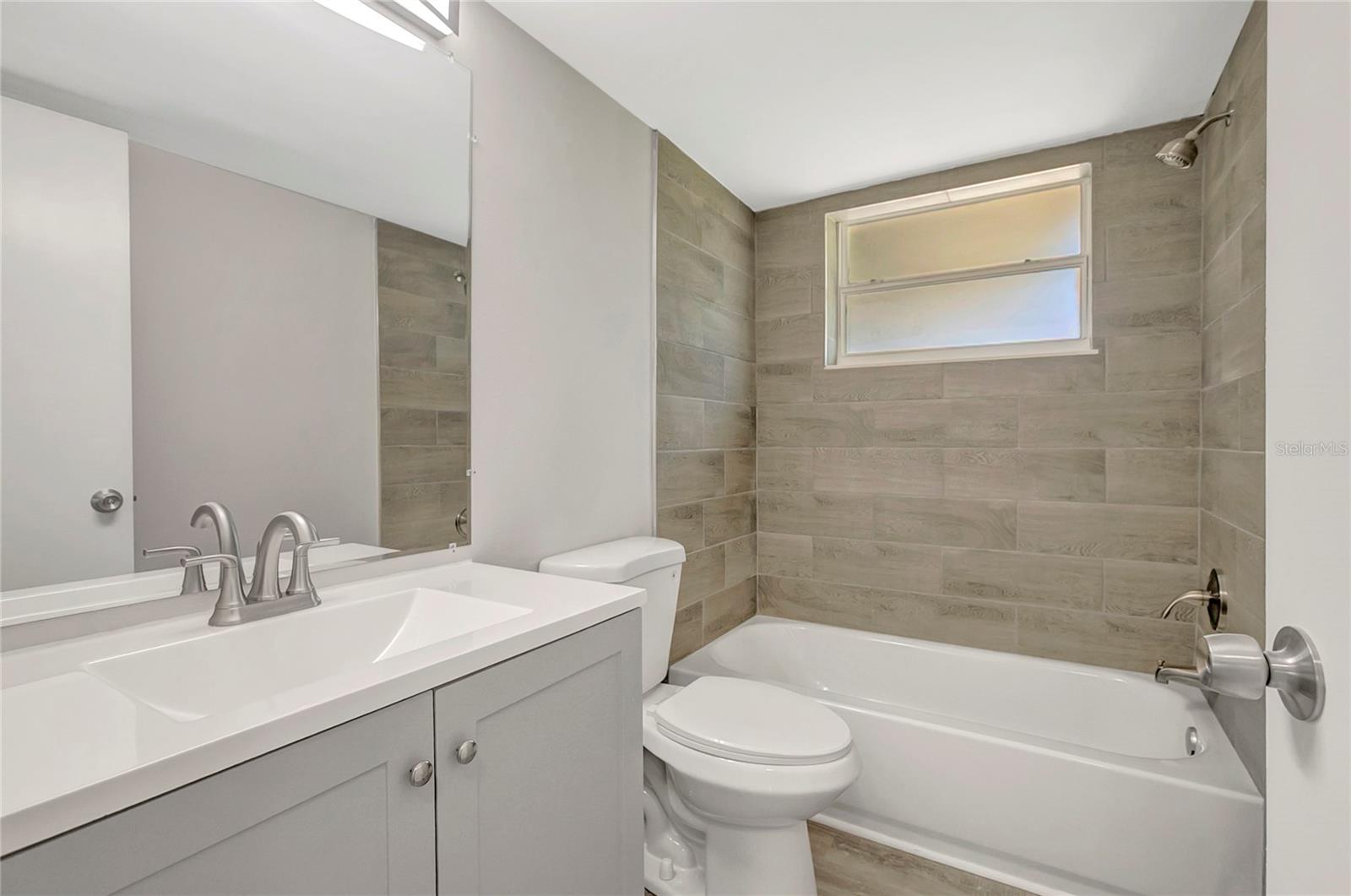 EASTWOOD ACRES - Residential