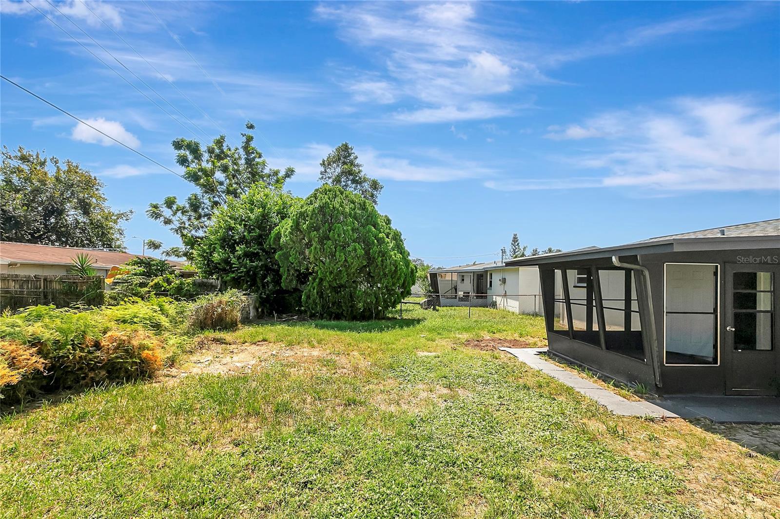 EASTWOOD ACRES - Residential