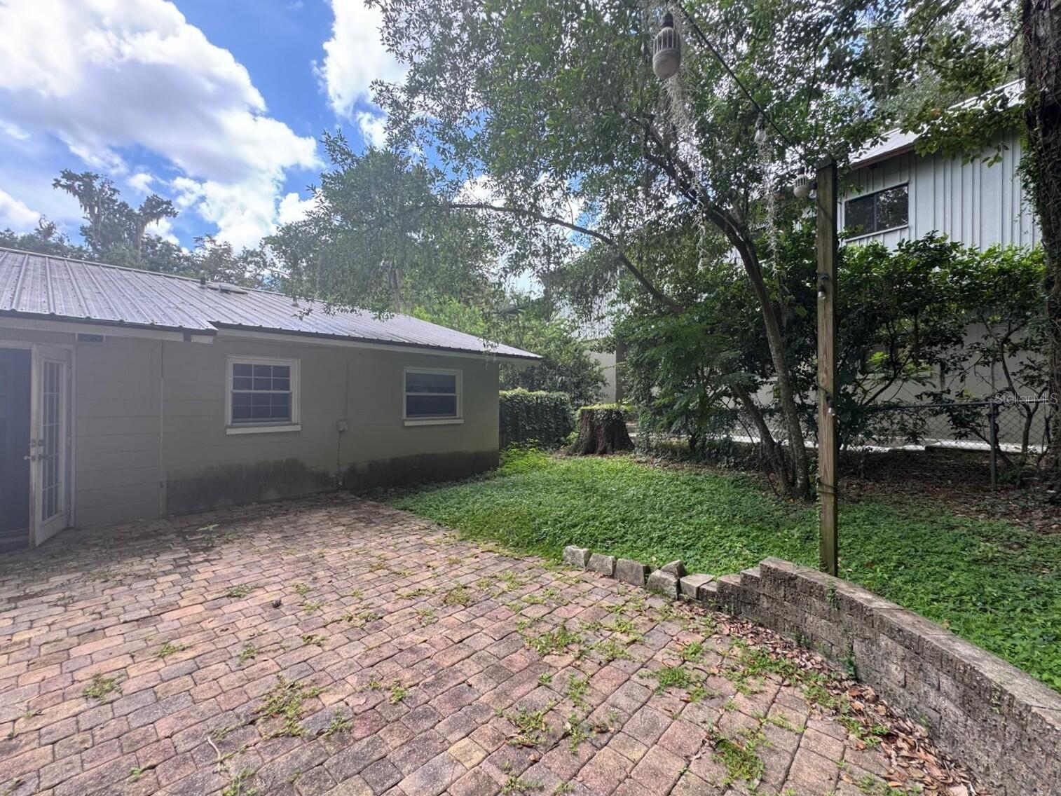 623 SW 28TH STREET