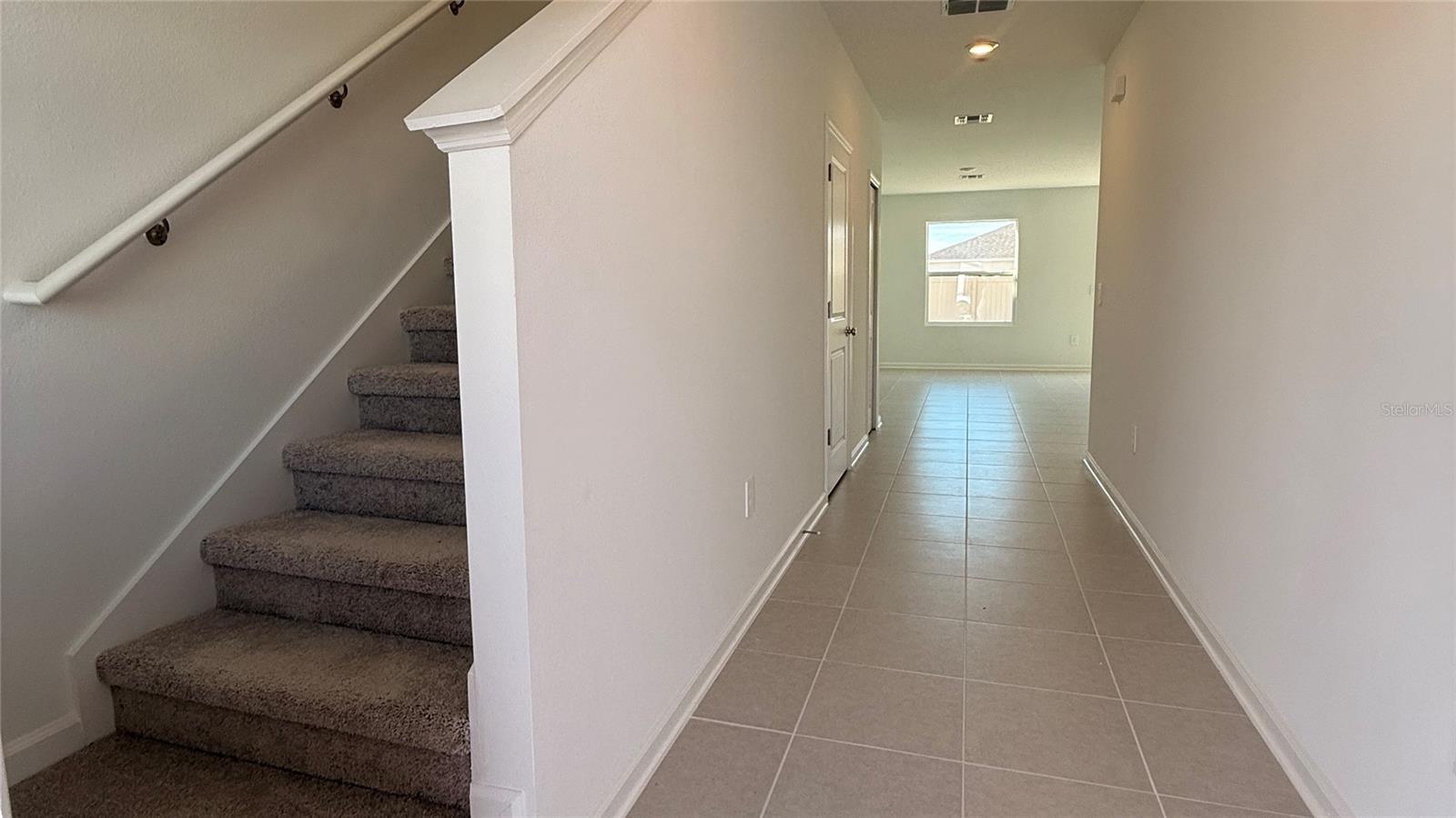 PEACE CREEK RESERVE 40'S - Residential Lease