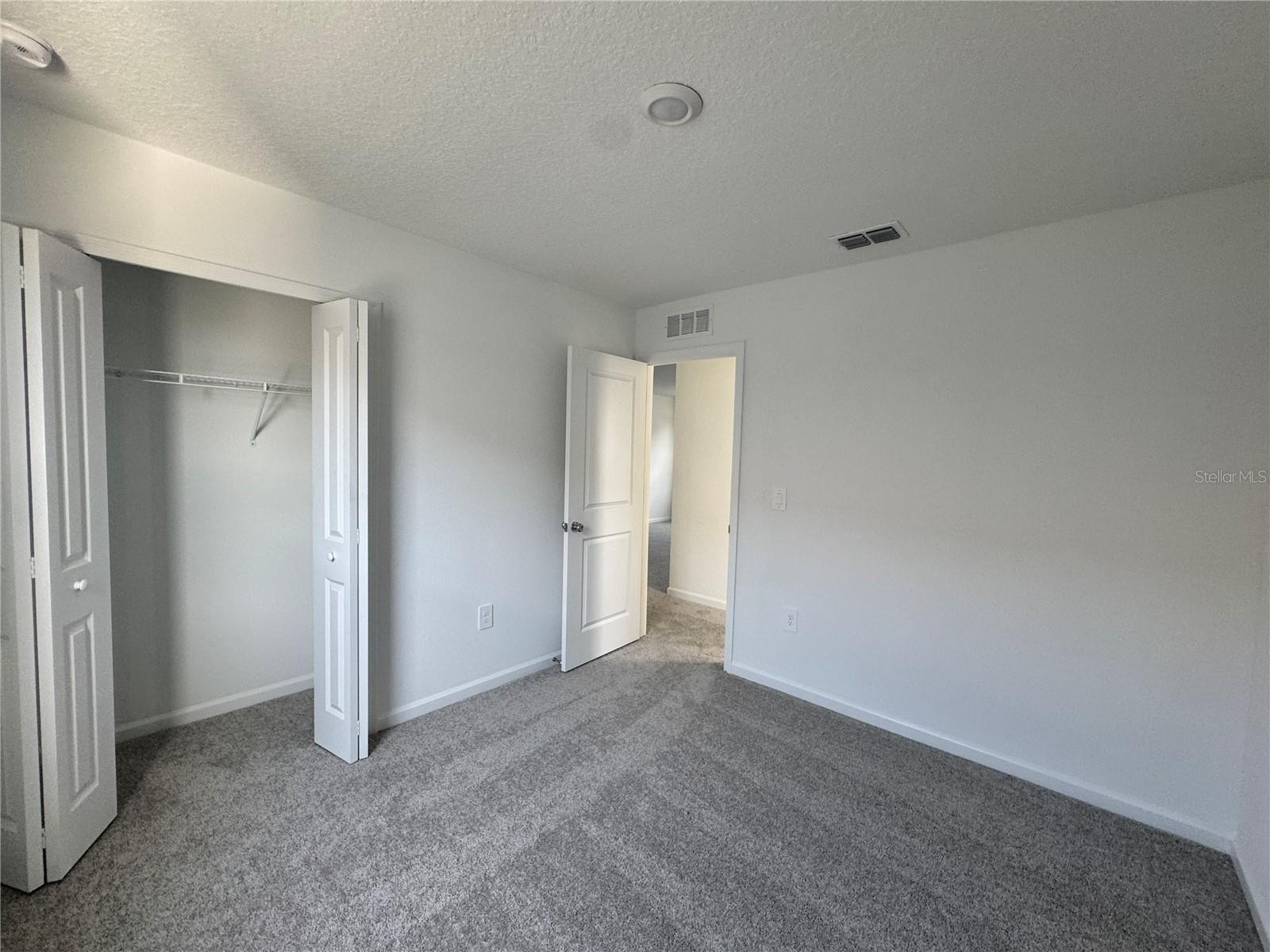 PEACE CREEK RESERVE 40'S - Residential Lease