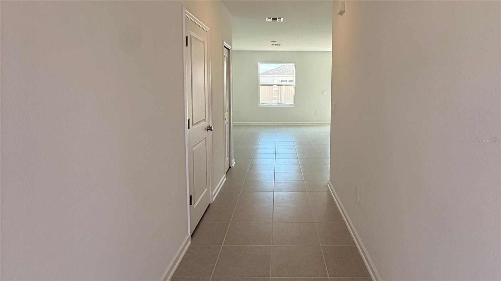 PEACE CREEK RESERVE 40'S - Residential Lease