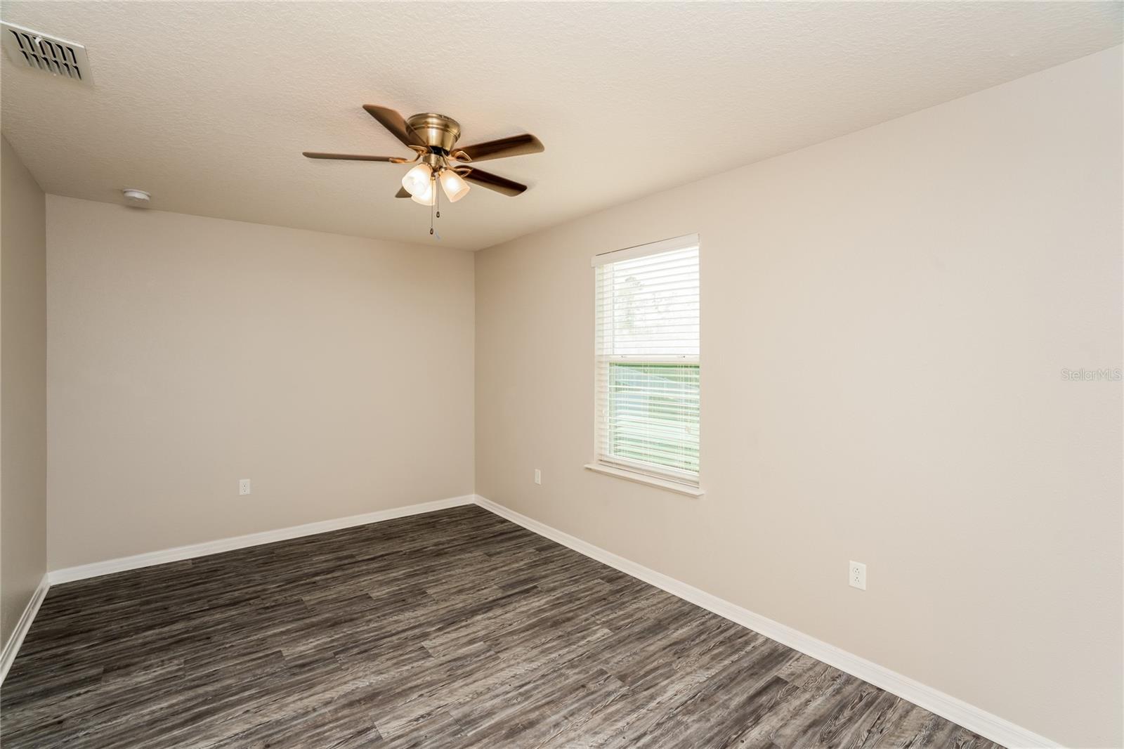 ABBEY GLEN I A-E - Residential